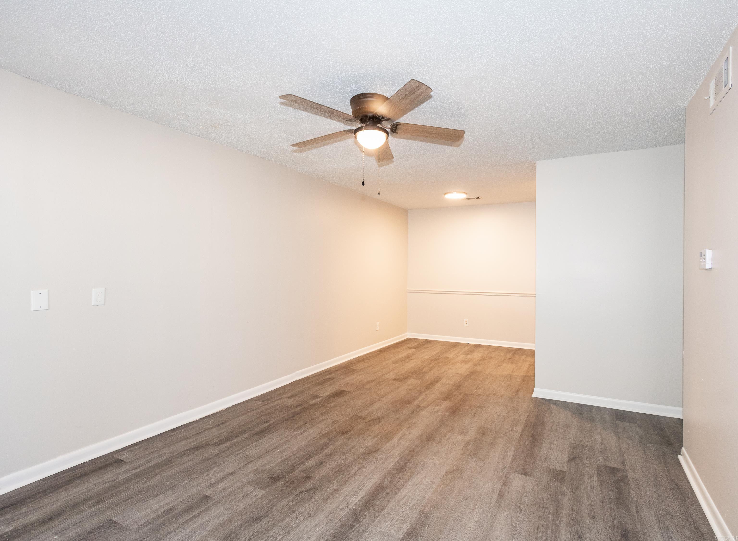 1100 Brookside Drive 31 Property Photo 5