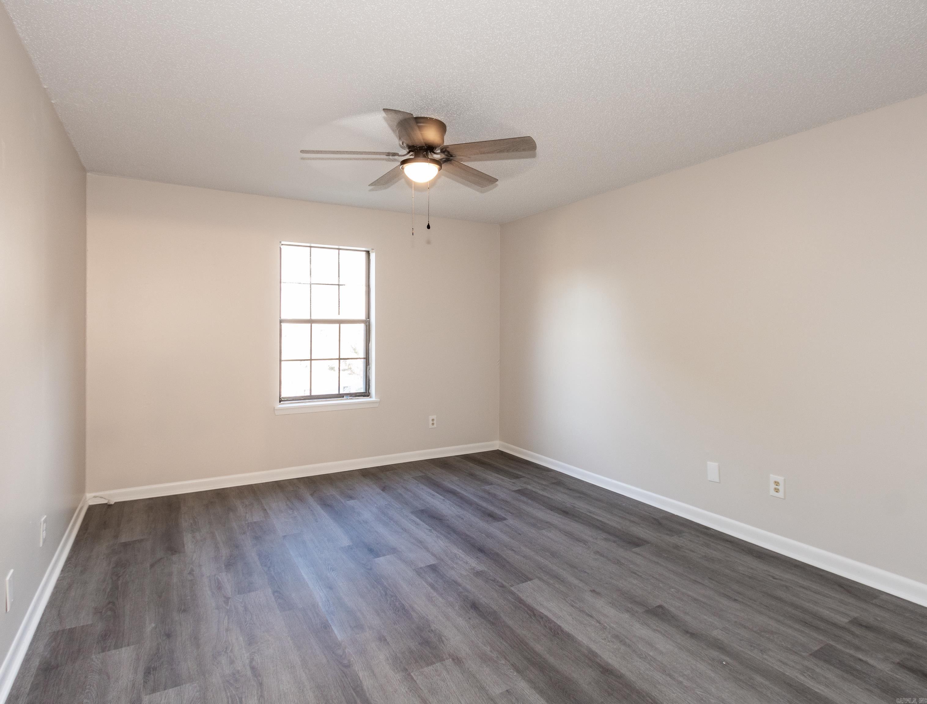 1100 Brookside Drive 31 Property Photo 16