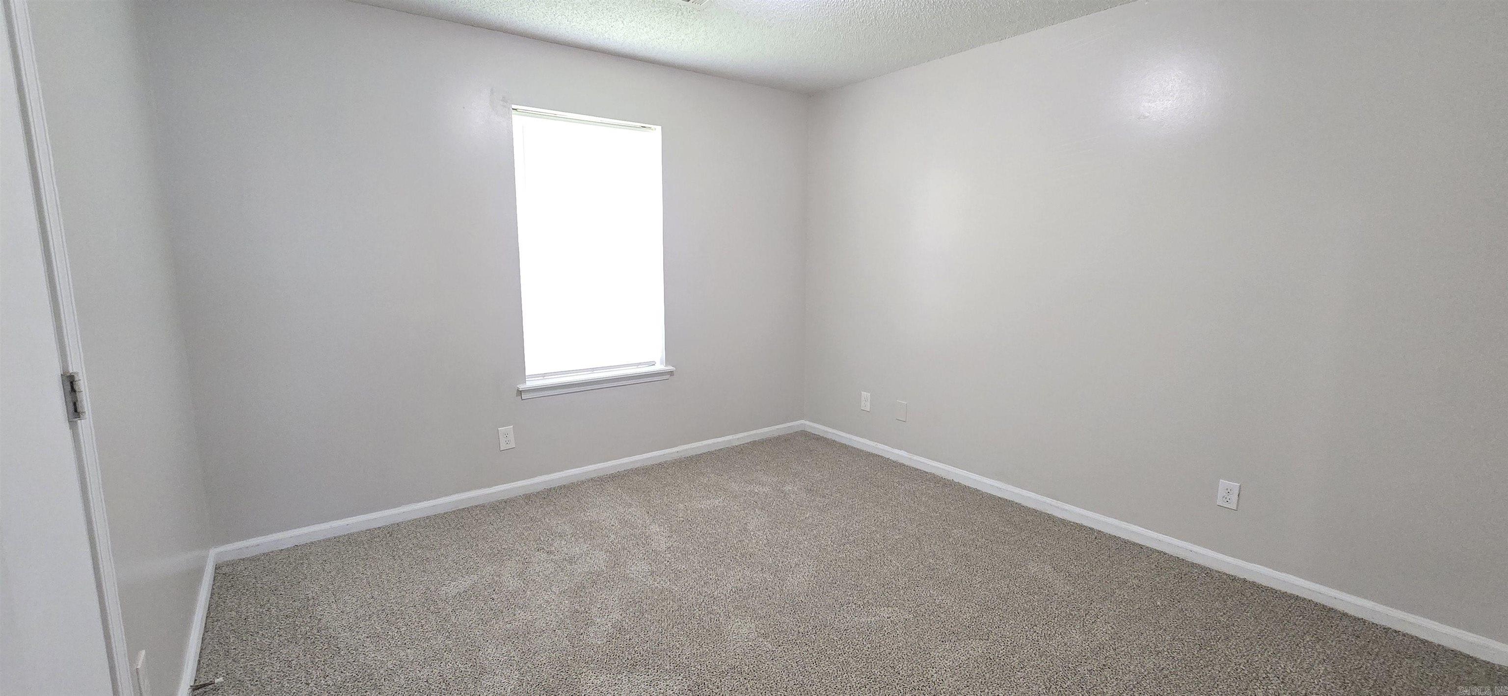 87 Sycamore Property Photo 6