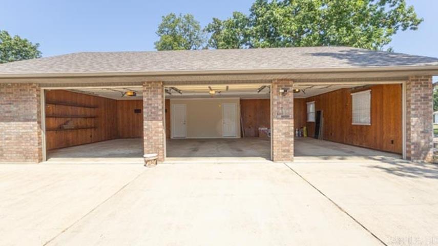 334 Forrest Hills Drive Property Photo 24