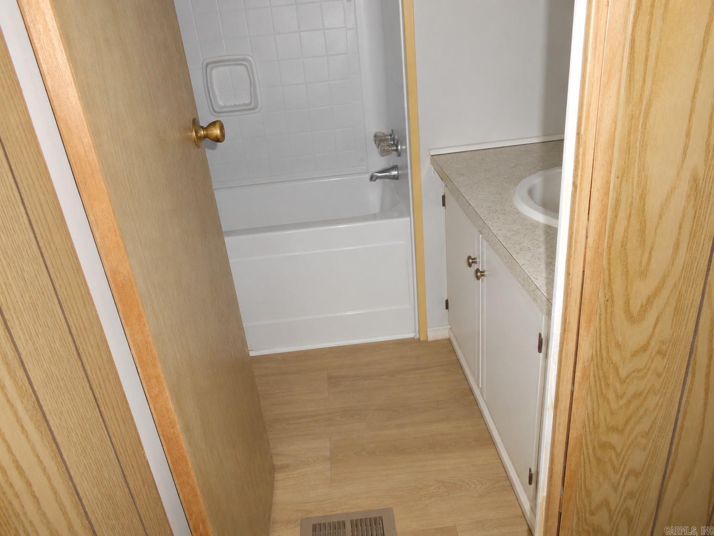 14414 Mchenry Circle Property Photo 13