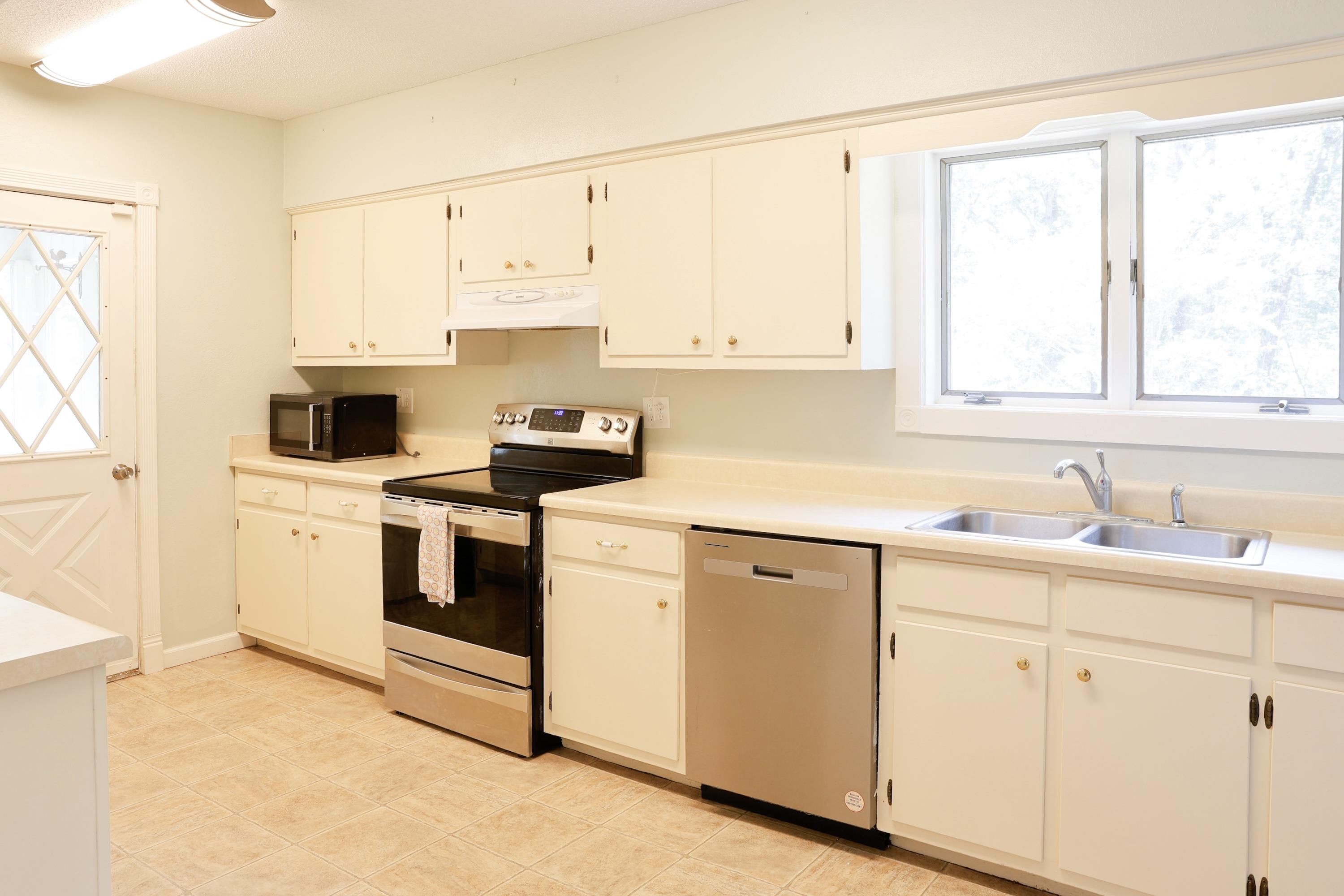 639 E Campground Road Property Photo 18