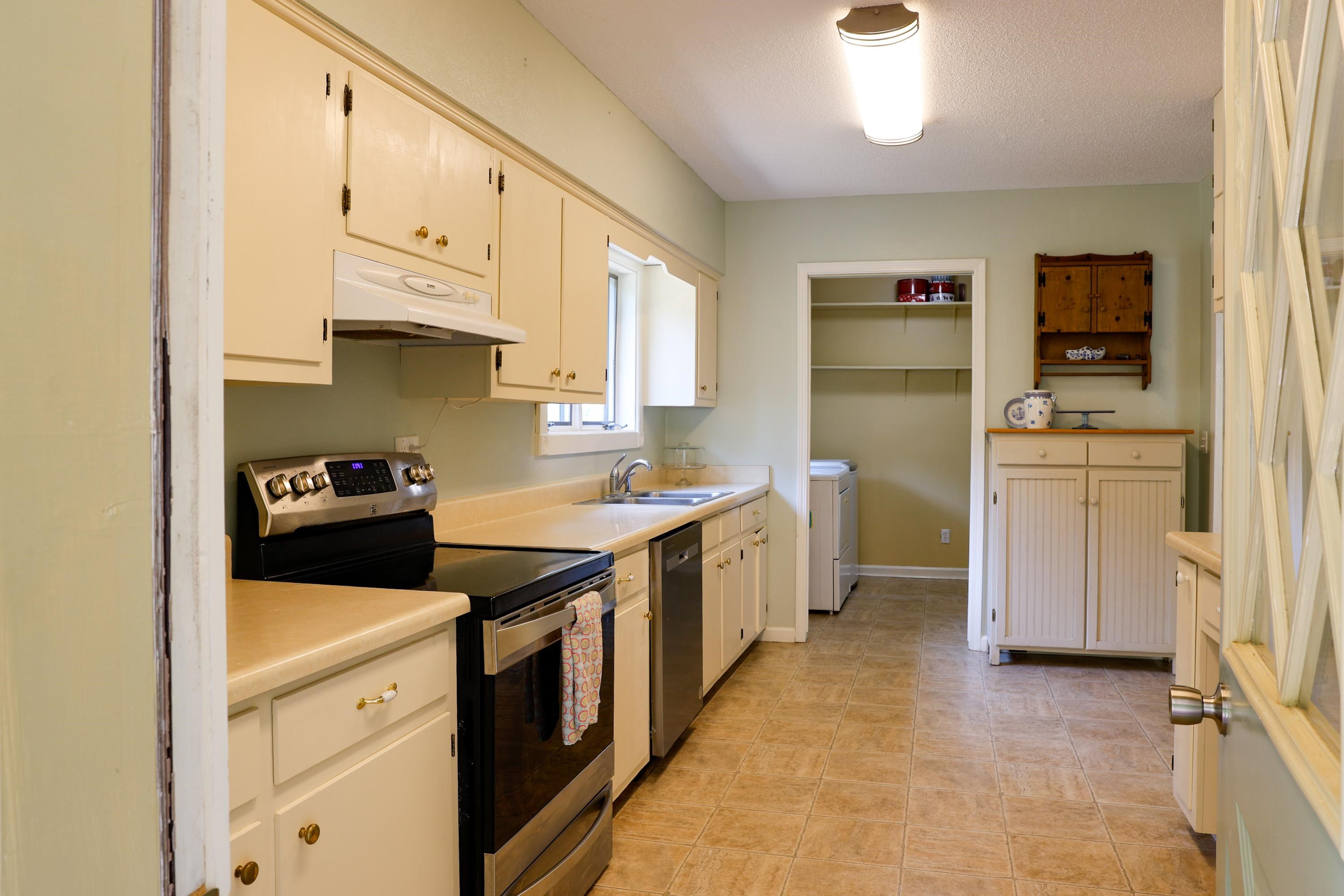639 E Campground Road Property Photo 19