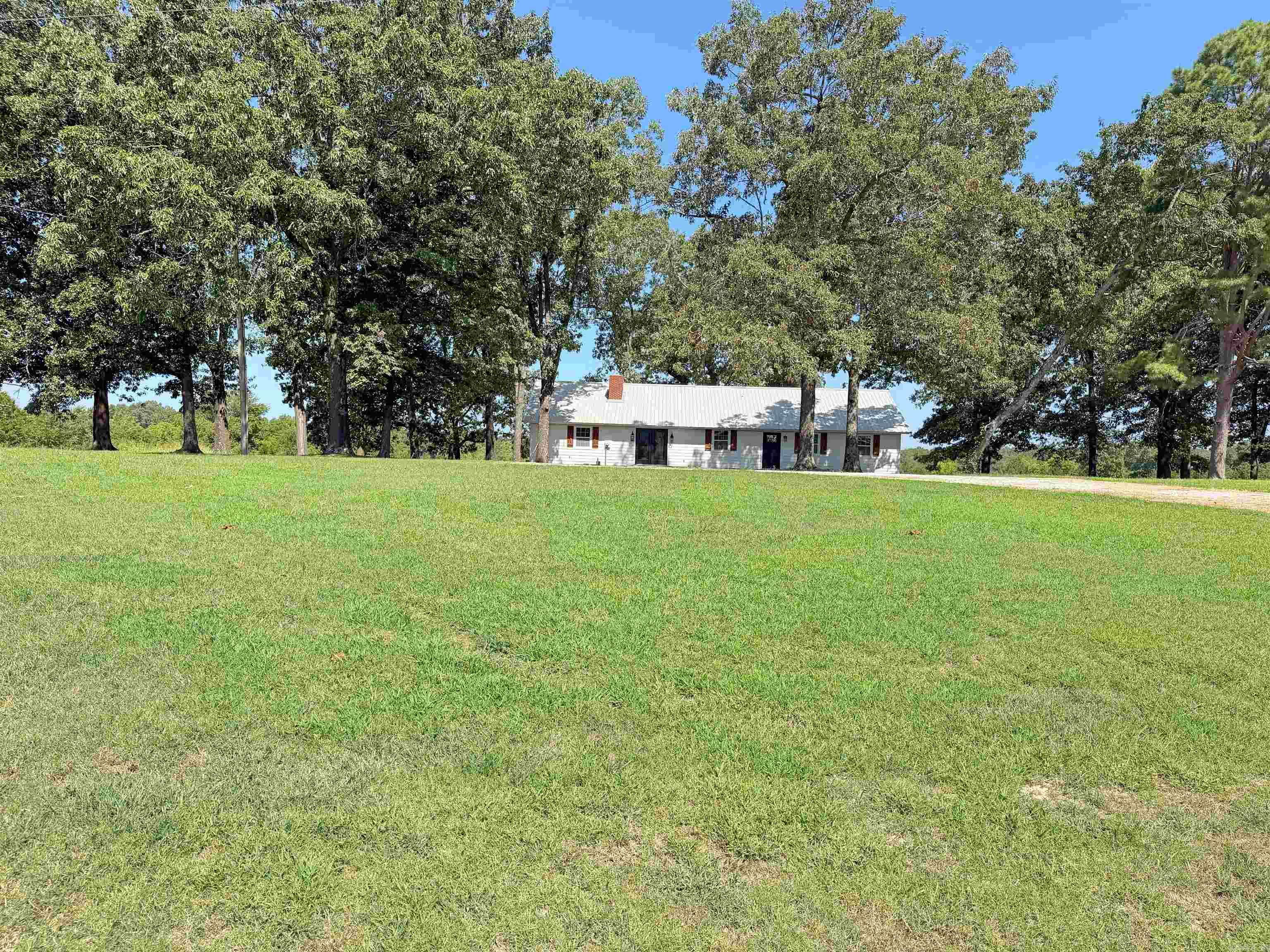 101 Summer Meadows Property Photo 2