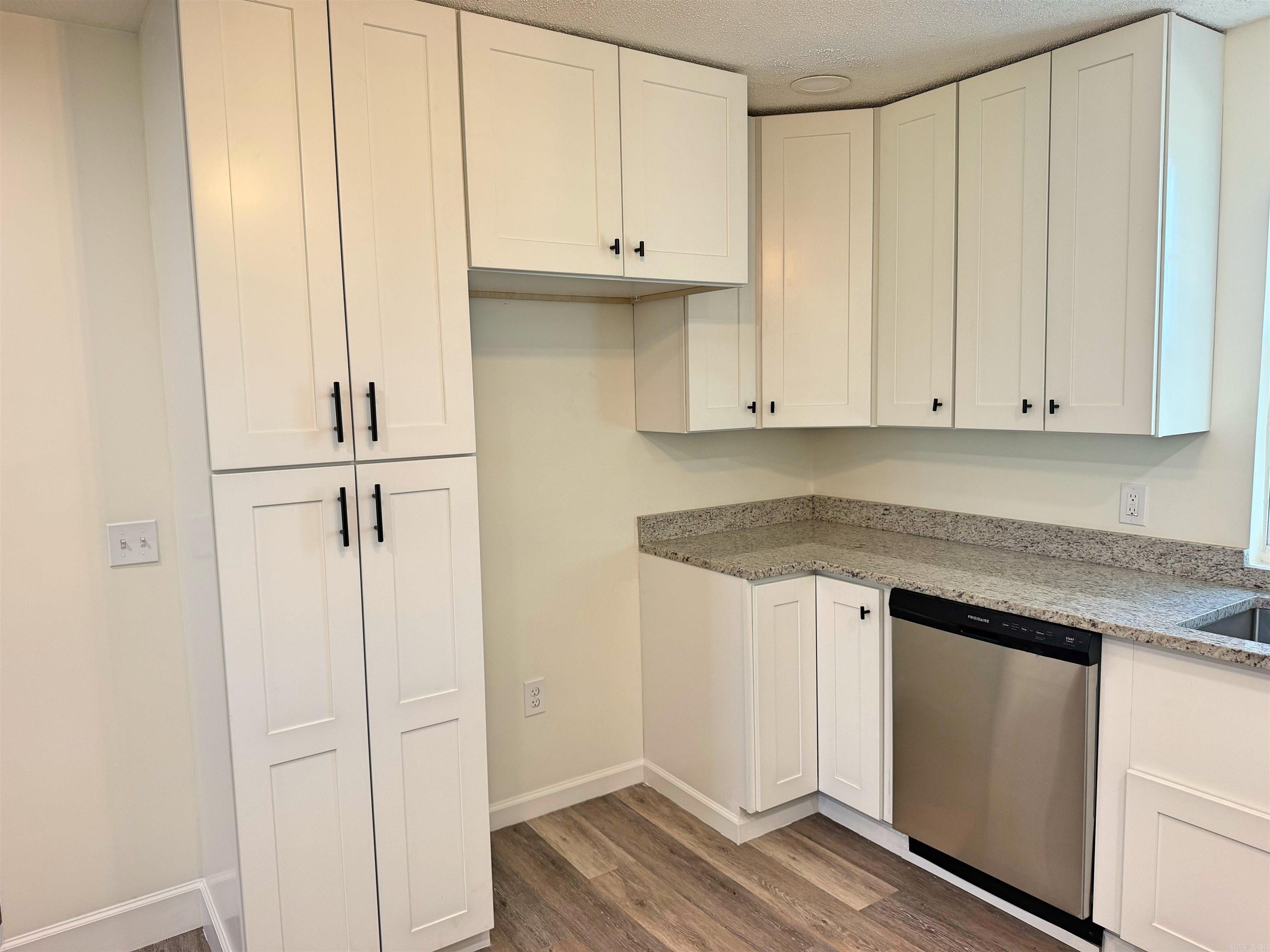101 Summer Meadows Property Photo 8