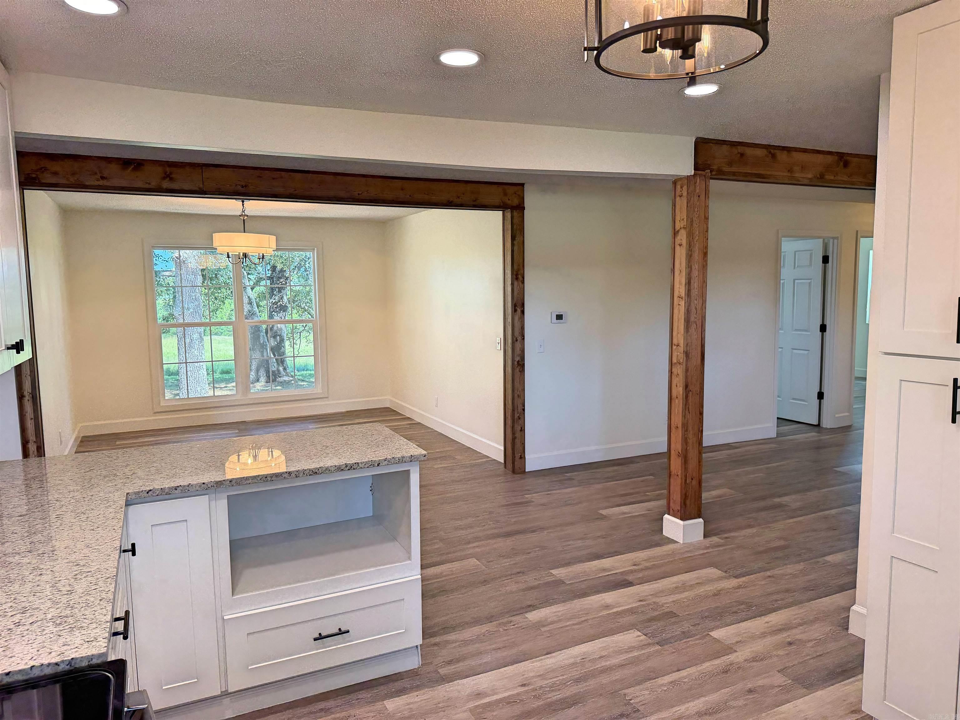 101 Summer Meadows Property Photo 9