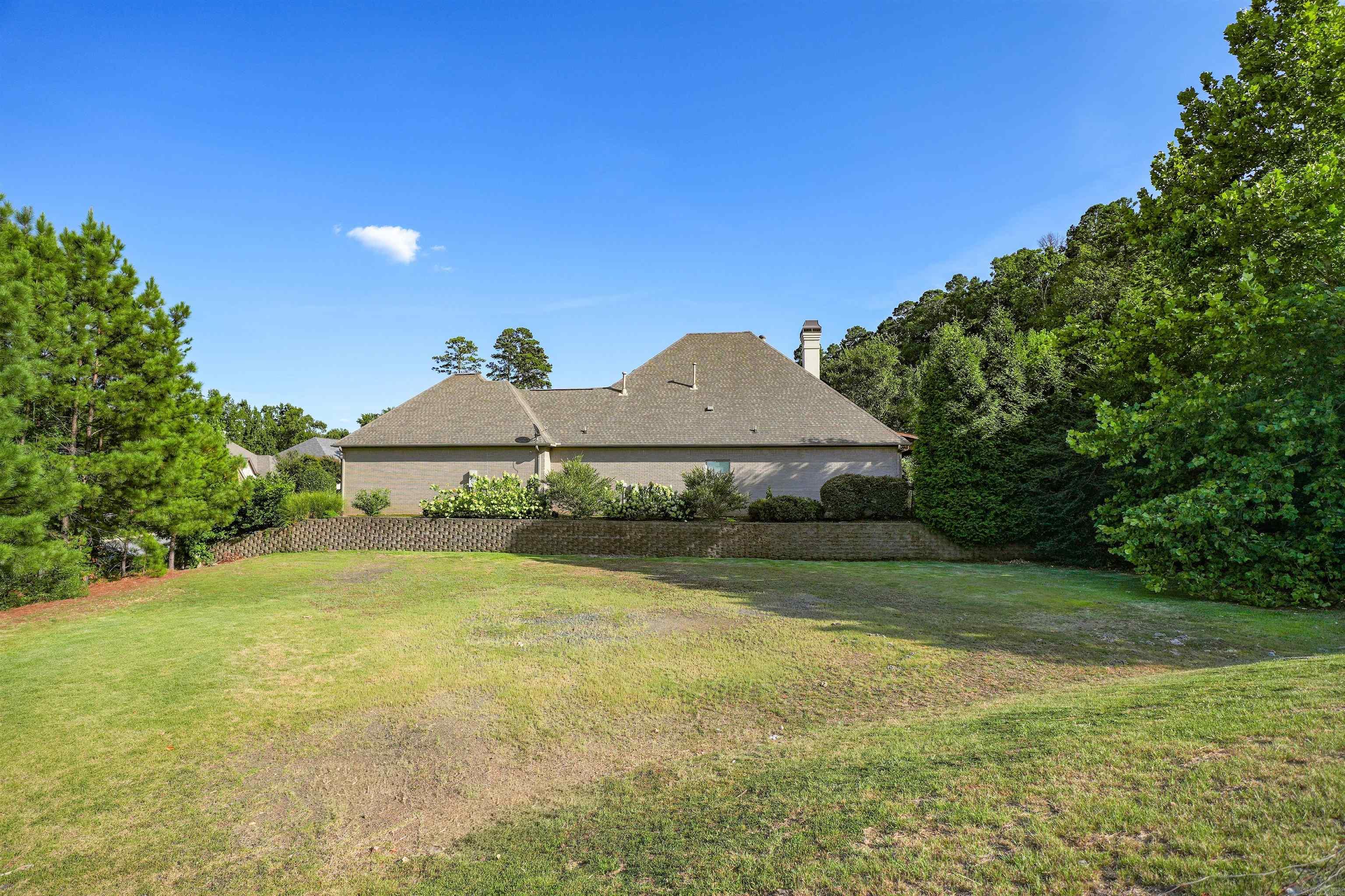 2 Bella View Property Photo 11