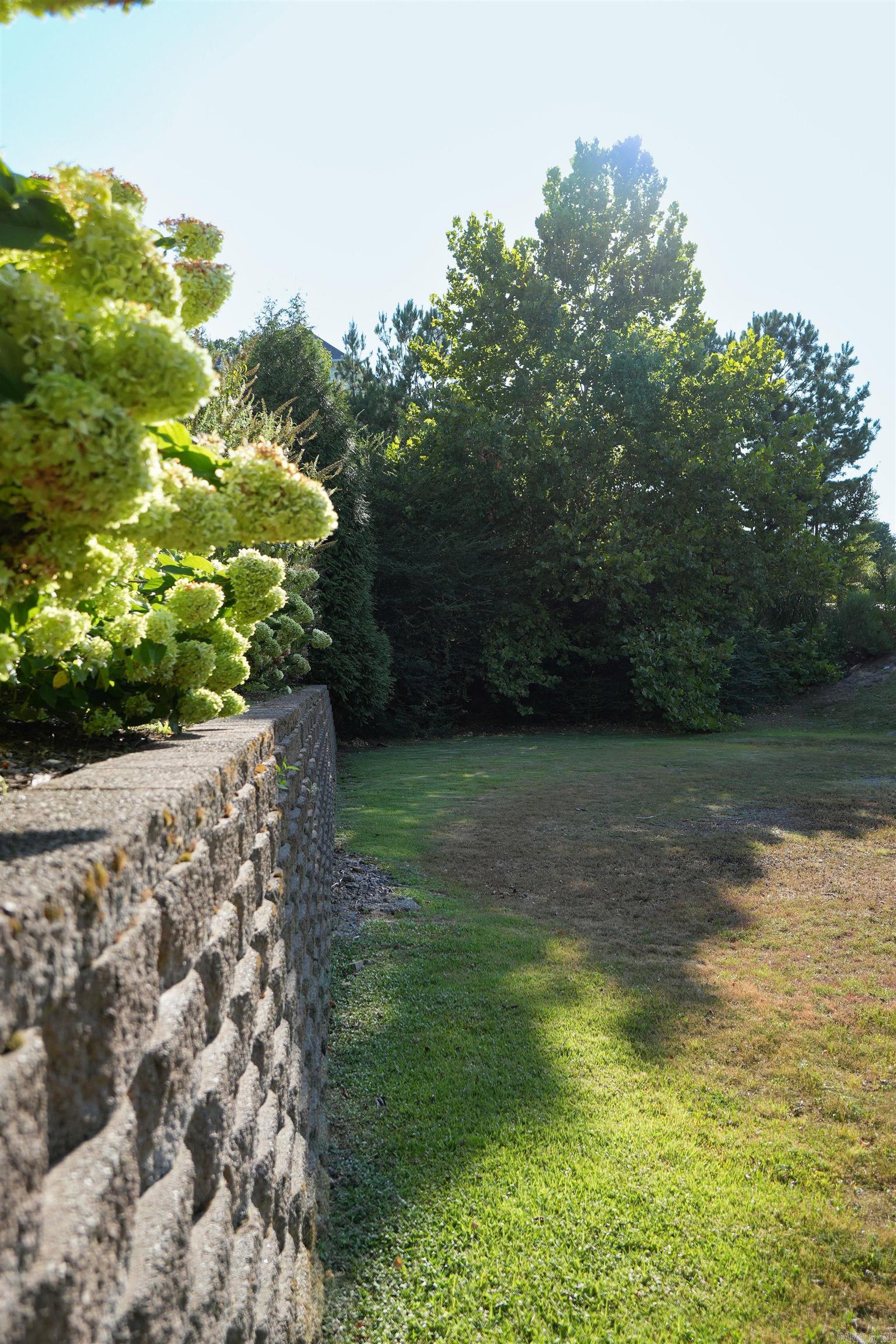 2 Bella View Property Photo 13