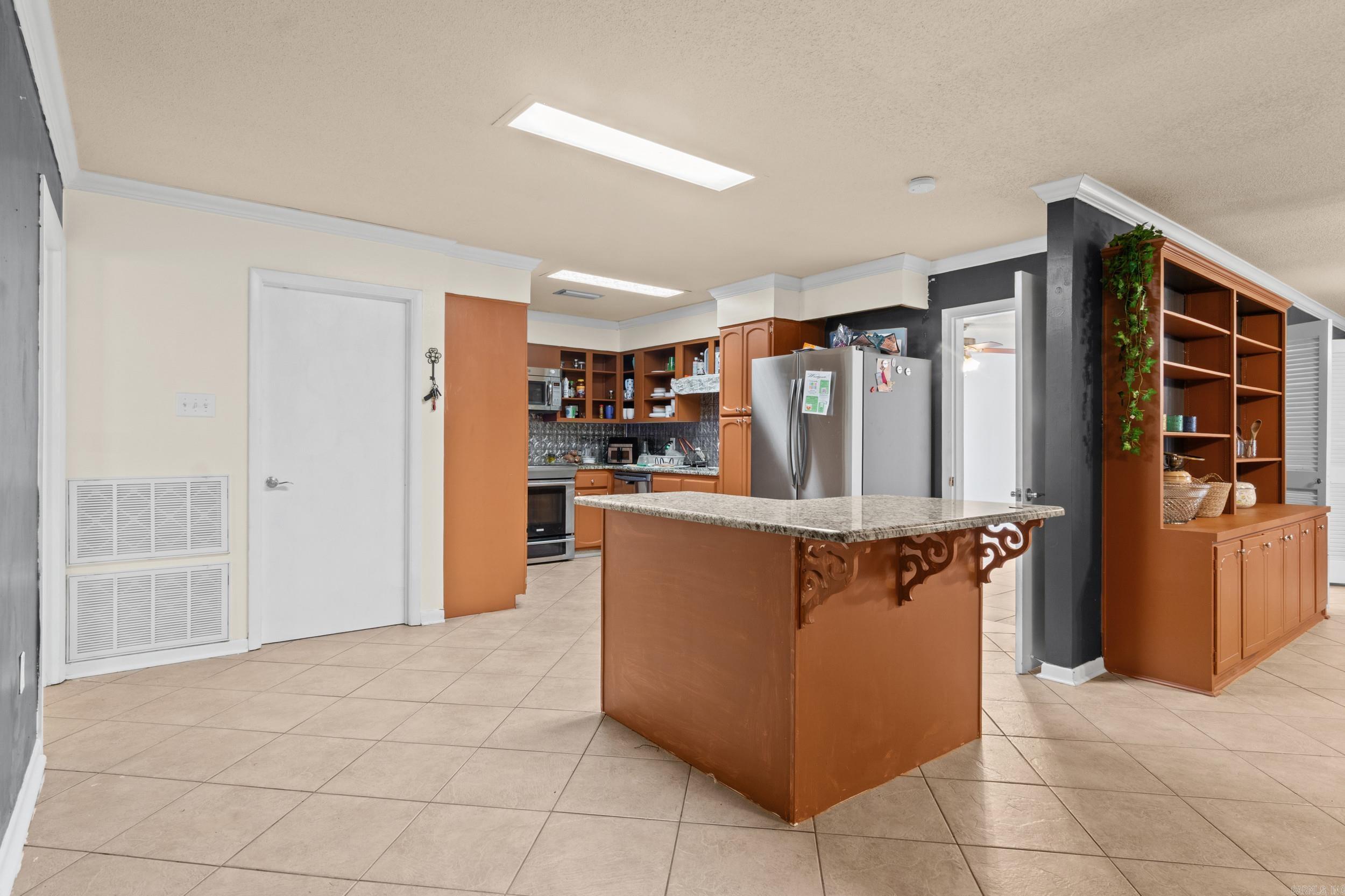 11 Deerwood Dr Property Photo 8