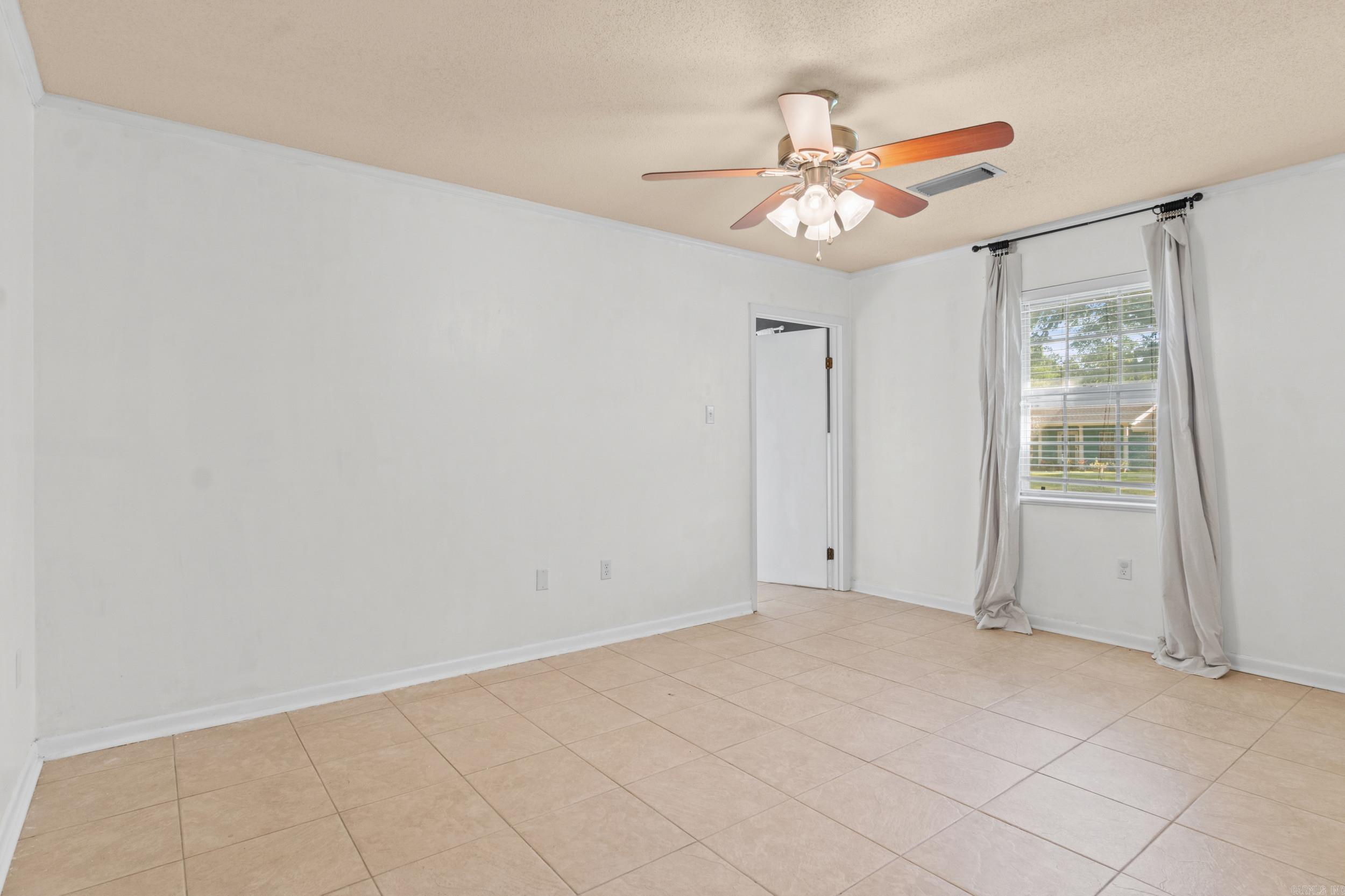 11 Deerwood Dr Property Photo 11