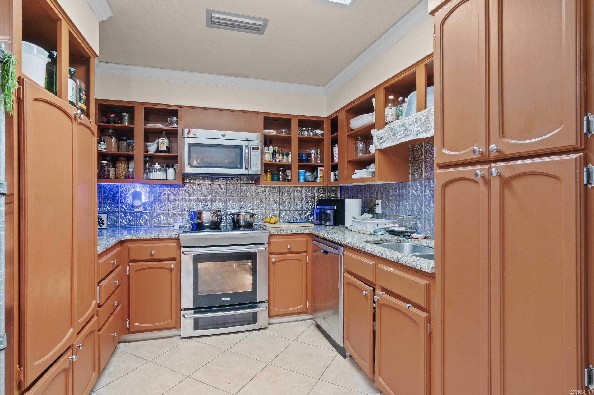 11 Deerwood Dr Property Photo 12