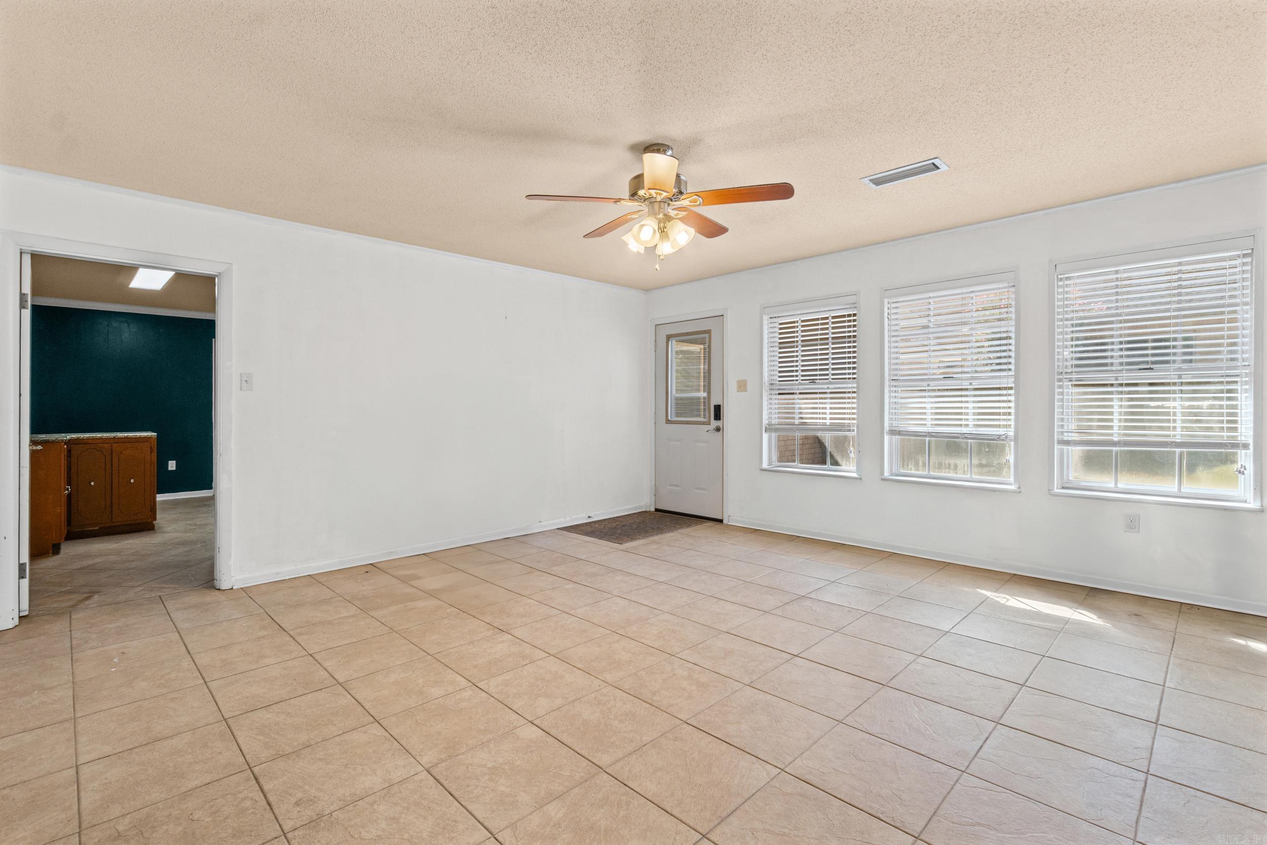 11 Deerwood Dr Property Photo 22