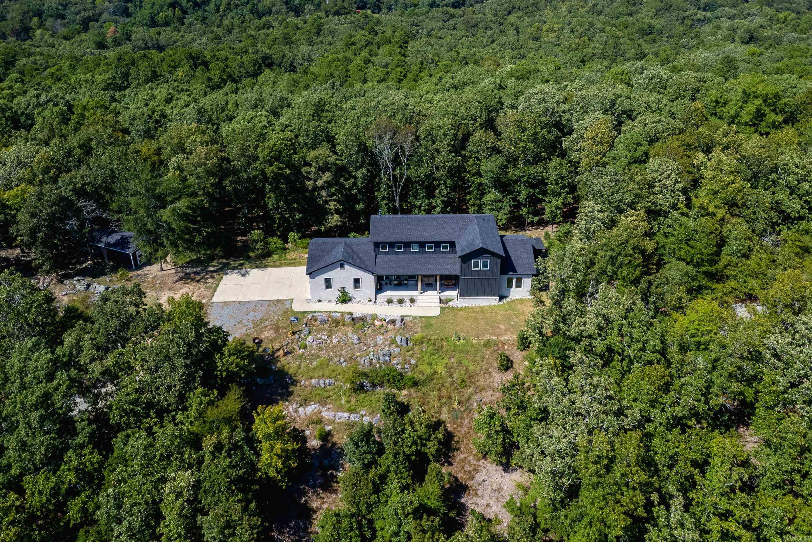 4 Gray Hawk Drive Property Photo 4