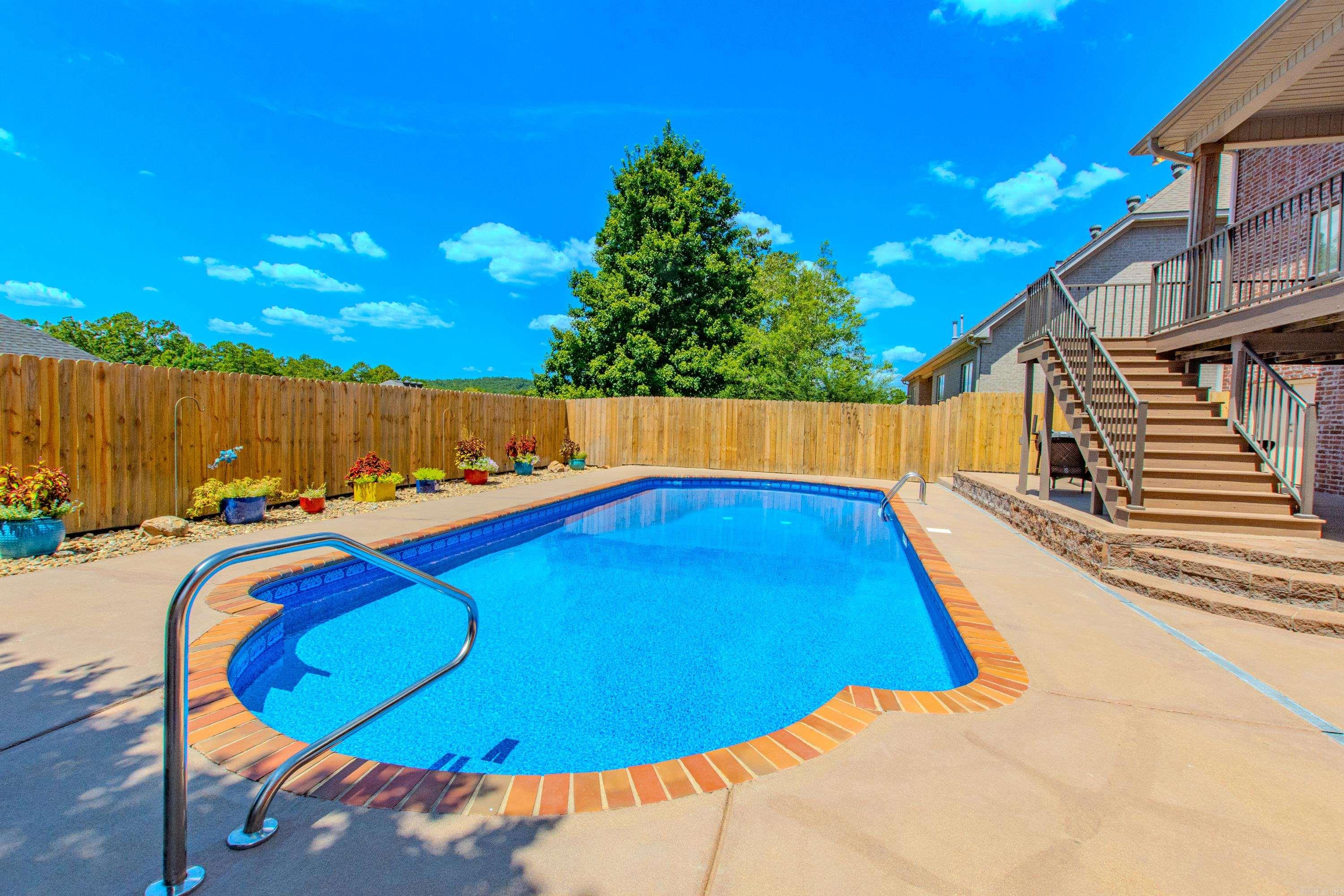 209 Commentry Lane Property Photo 44