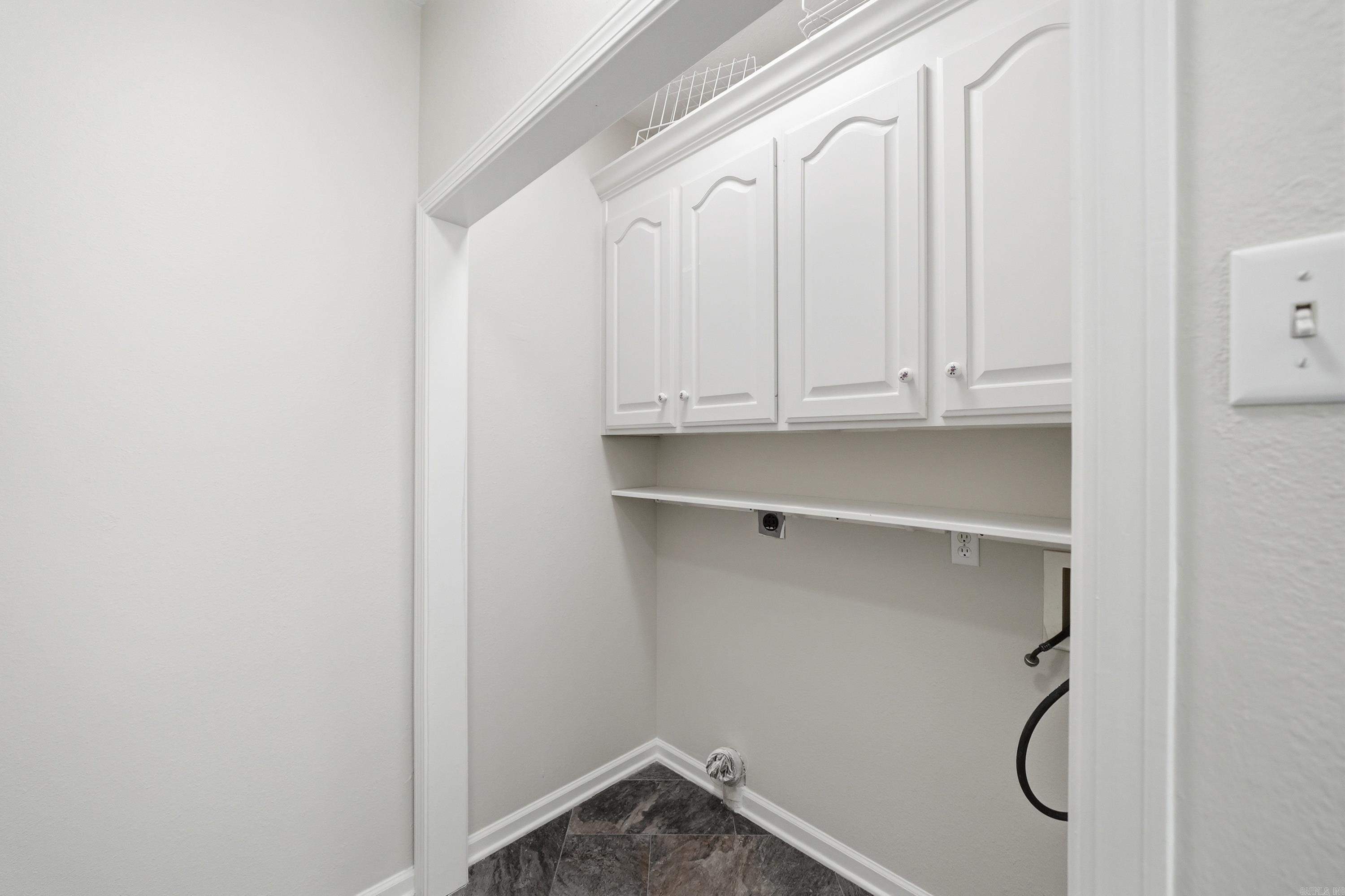 9 Summer Hill Drive Property Photo 12