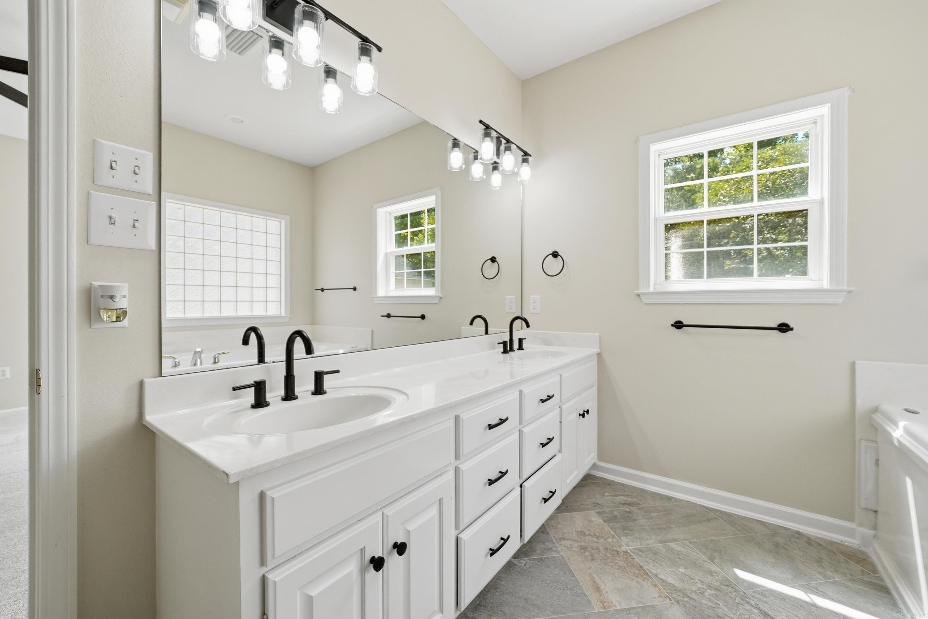 9 Summer Hill Drive Property Photo 15