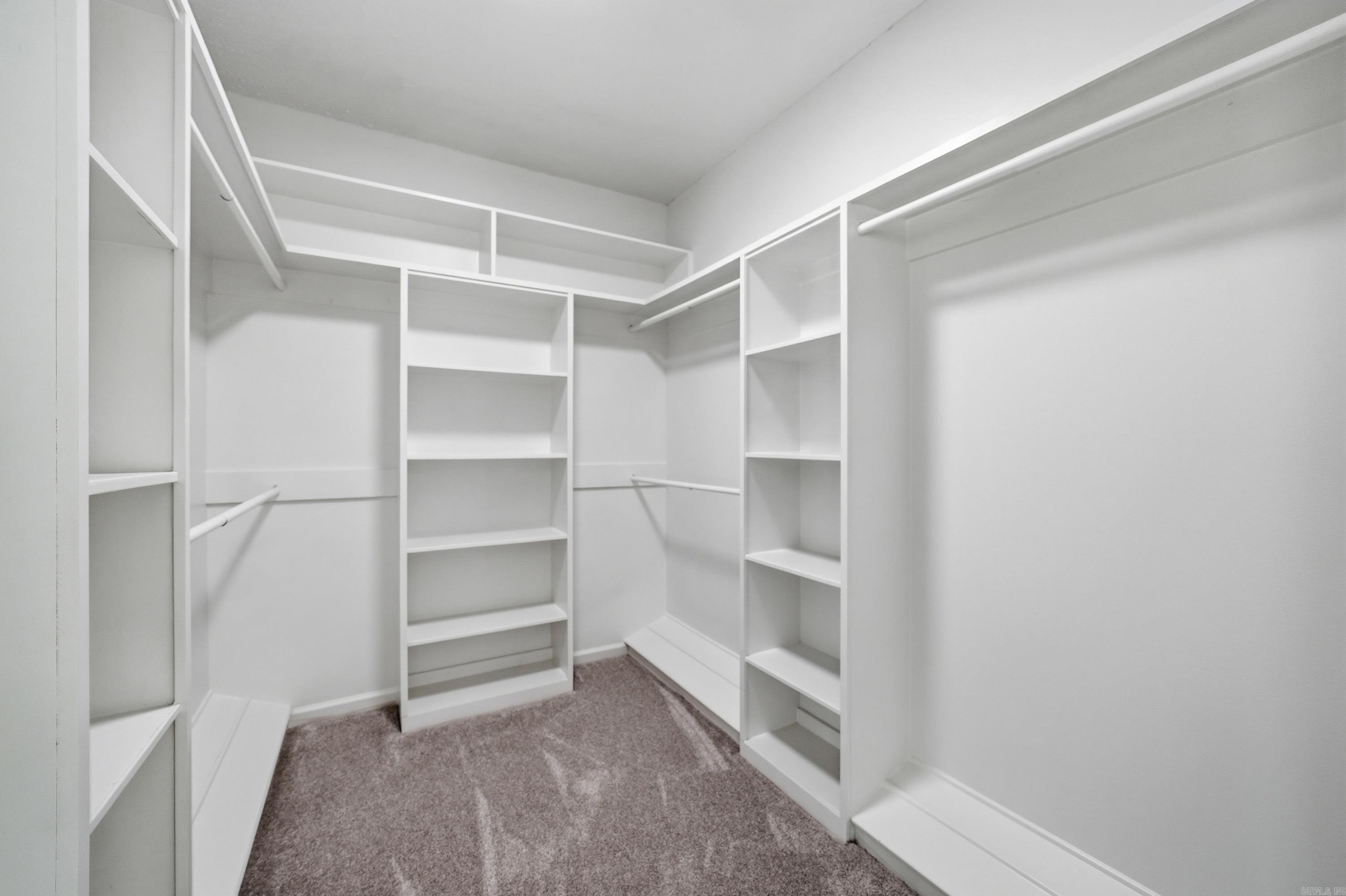 9 Summer Hill Drive Property Photo 16