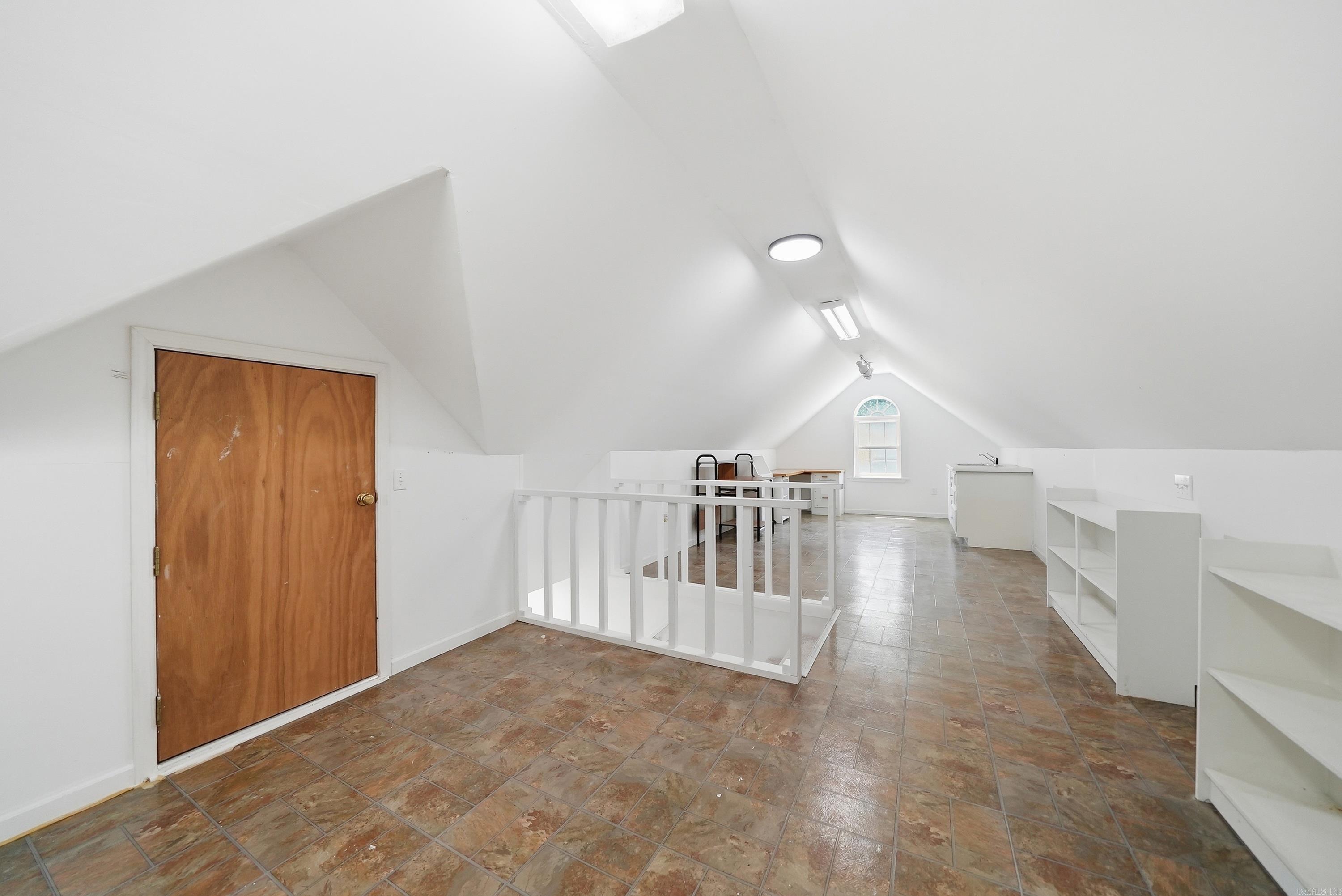 9 Summer Hill Drive Property Photo 22