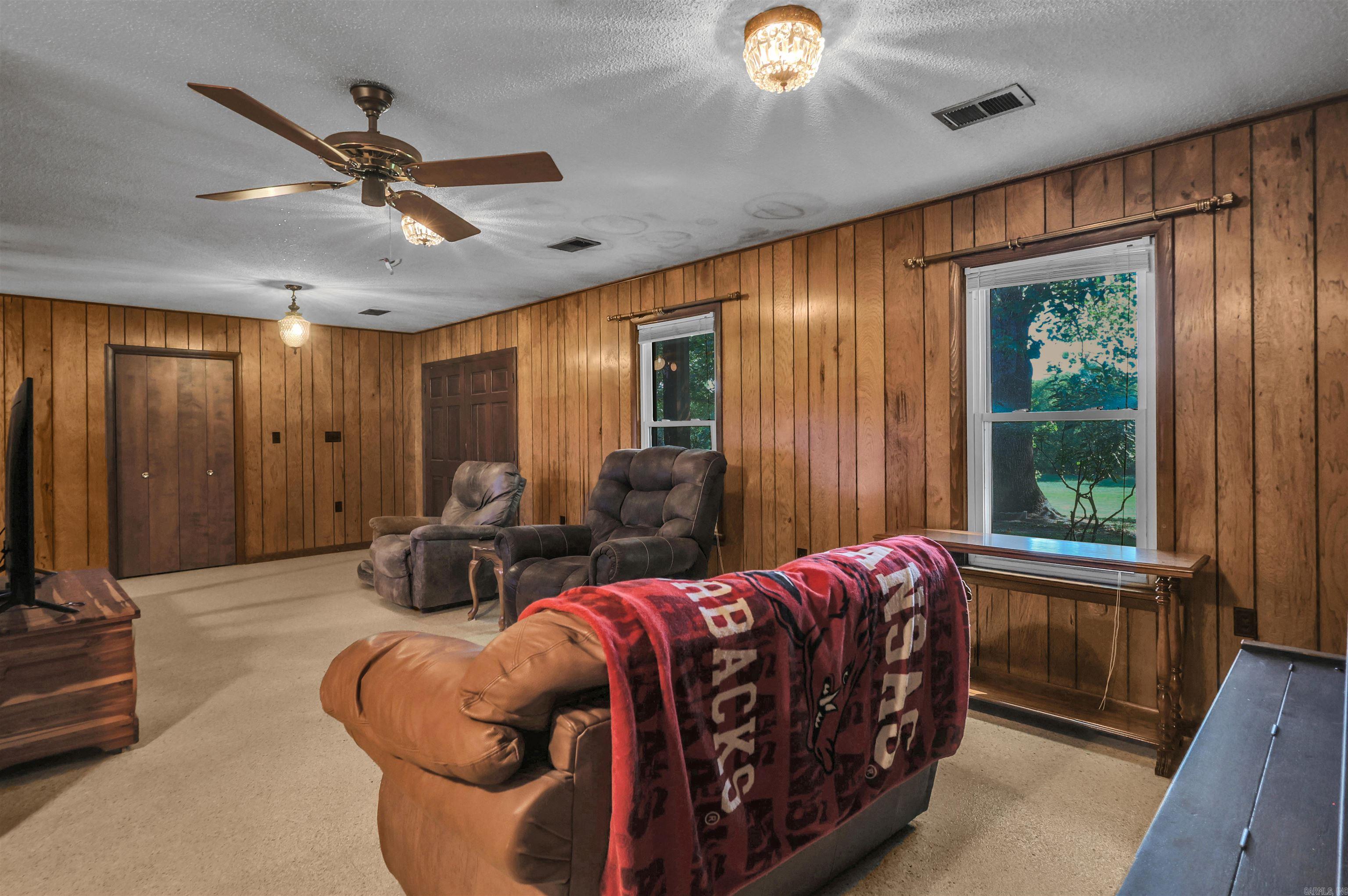 293 Rocky Pines Property Photo 4