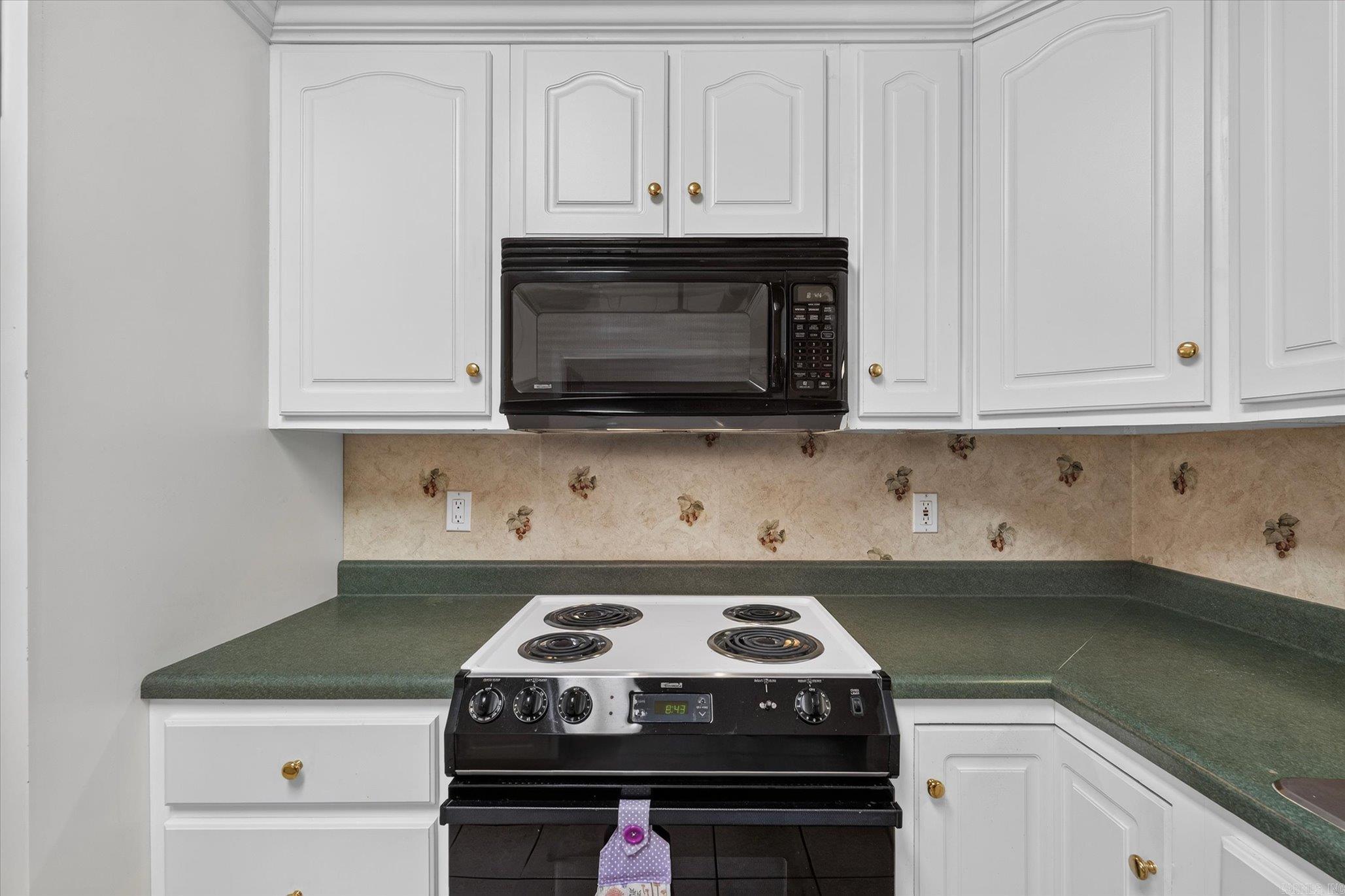 2009 Stillwater Drive Property Photo 25
