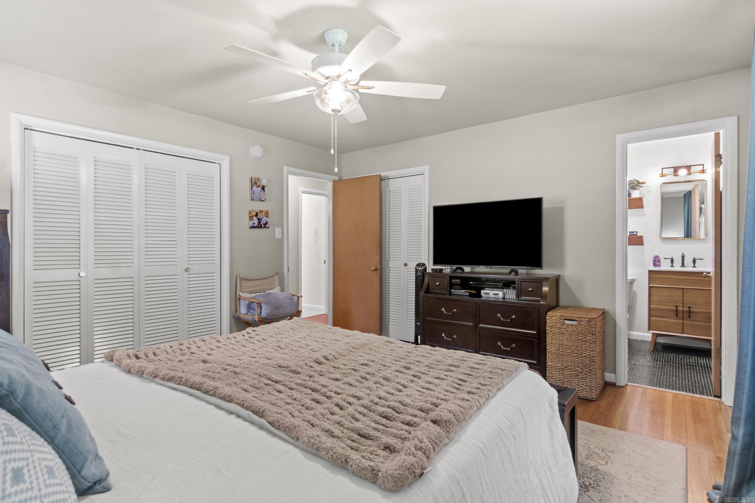 816 Hall Drive Property Photo 12