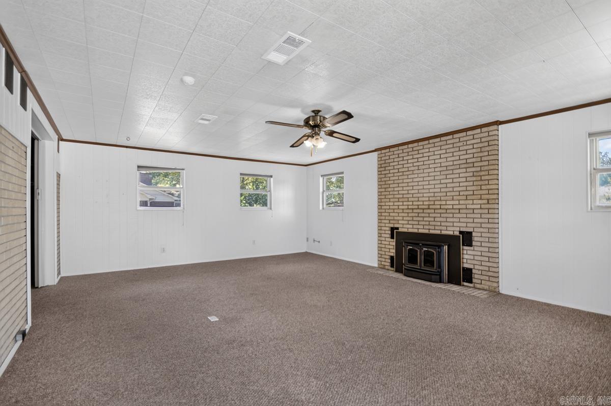 4007 Hillside Drive Property Photo 6