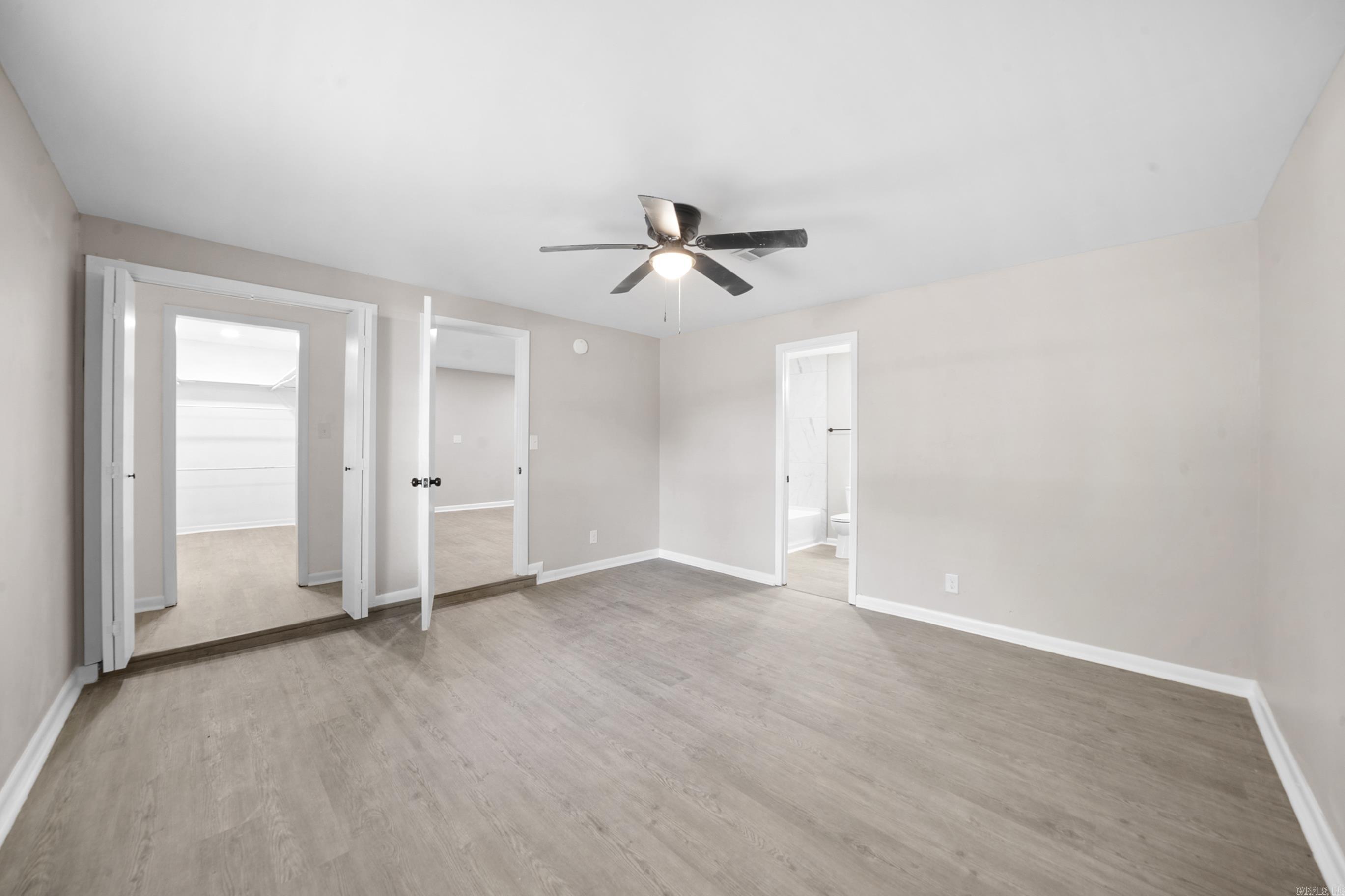 2118 S Pine Street Property Photo 11