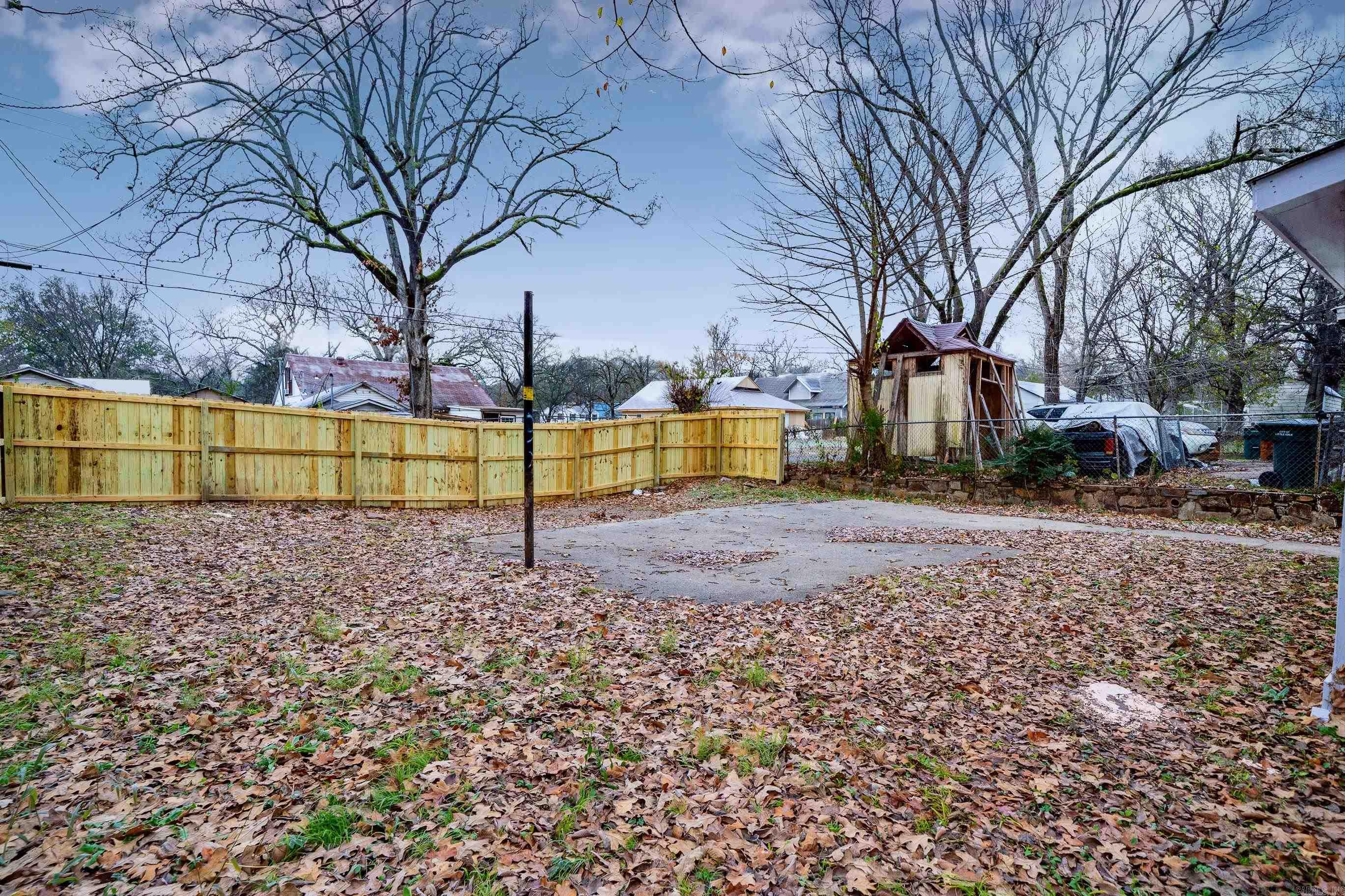 2118 S Pine Street Property Photo 23
