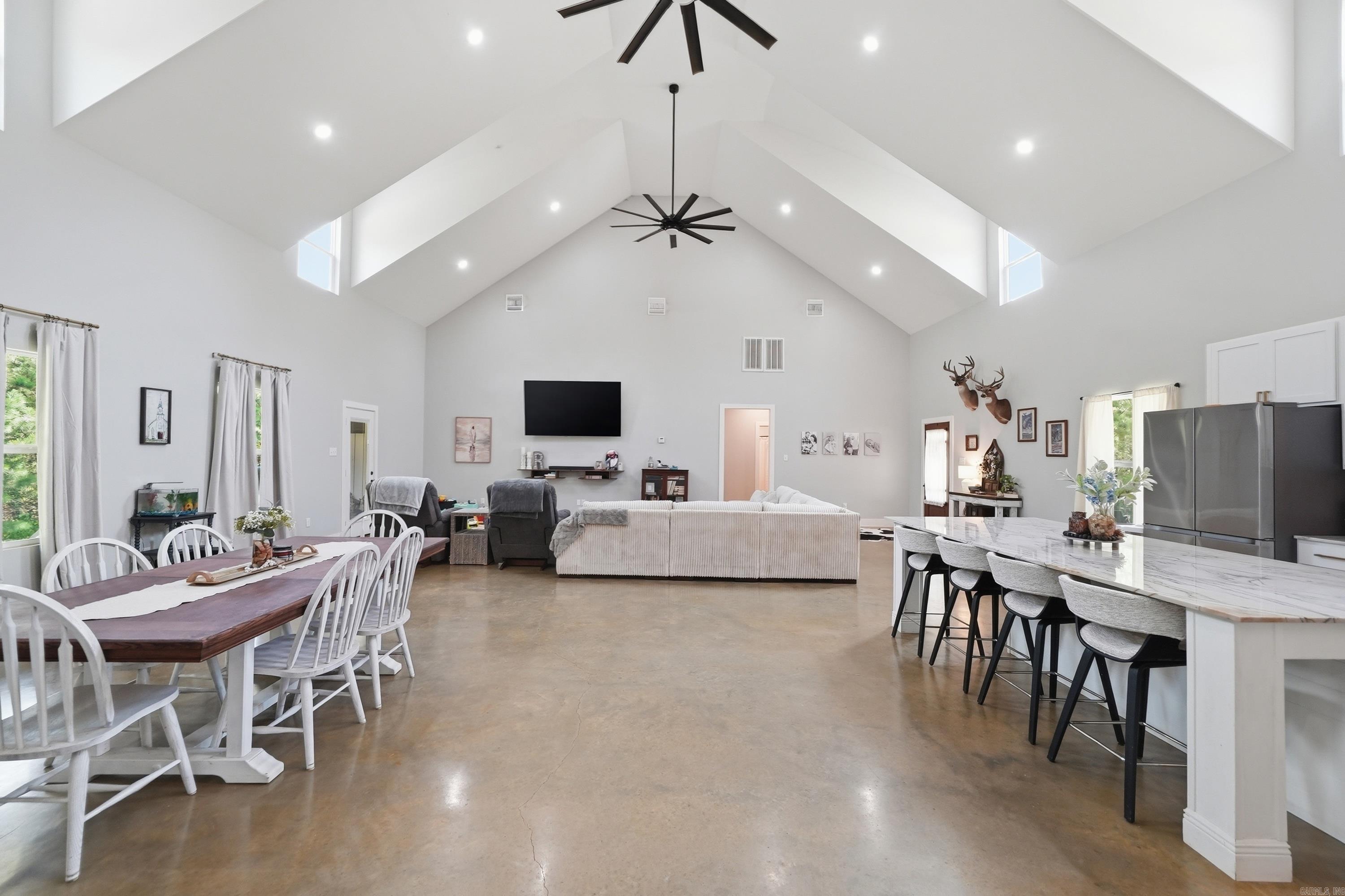 4629 De Young Road Property Photo 12