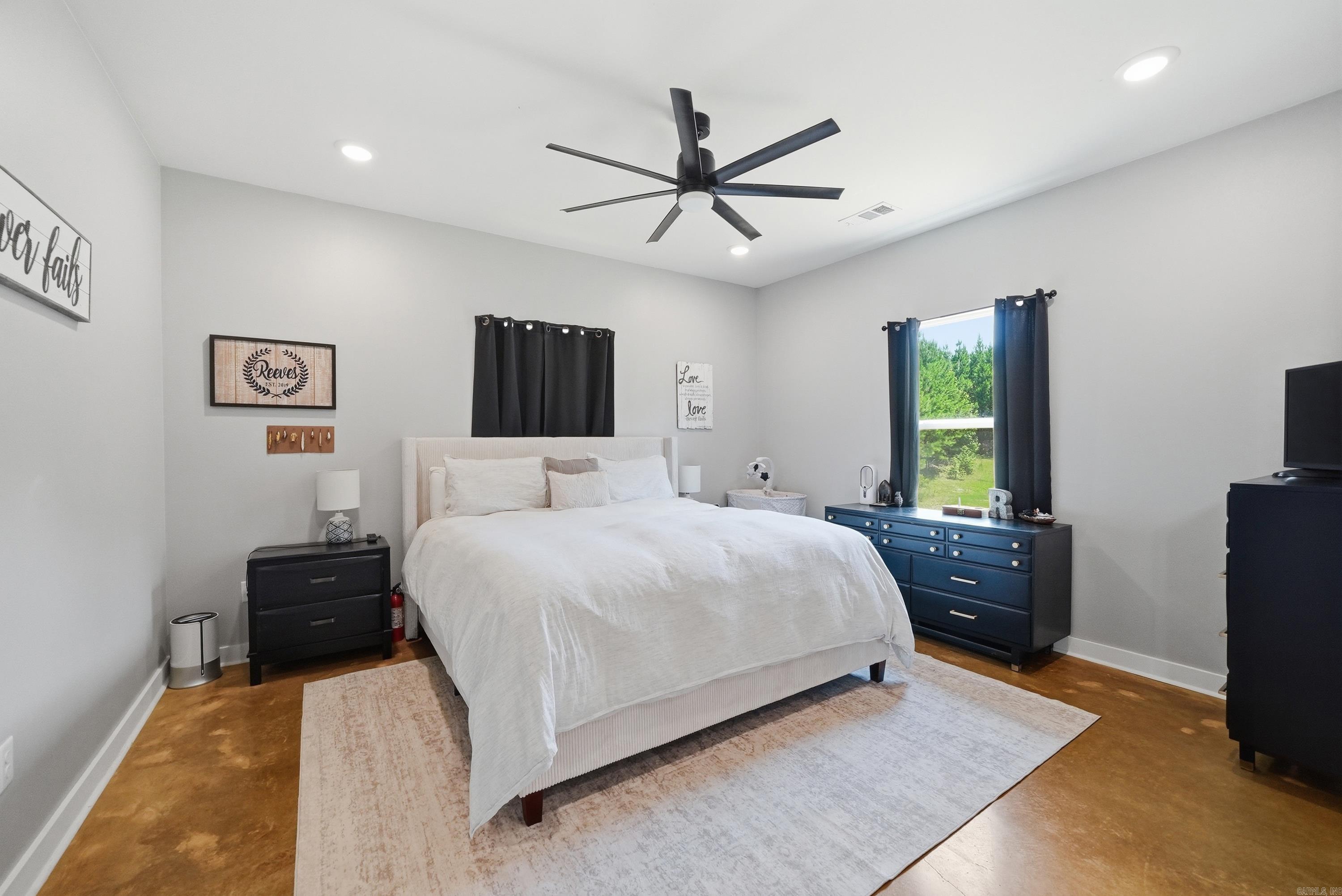 4629 De Young Road Property Photo 18