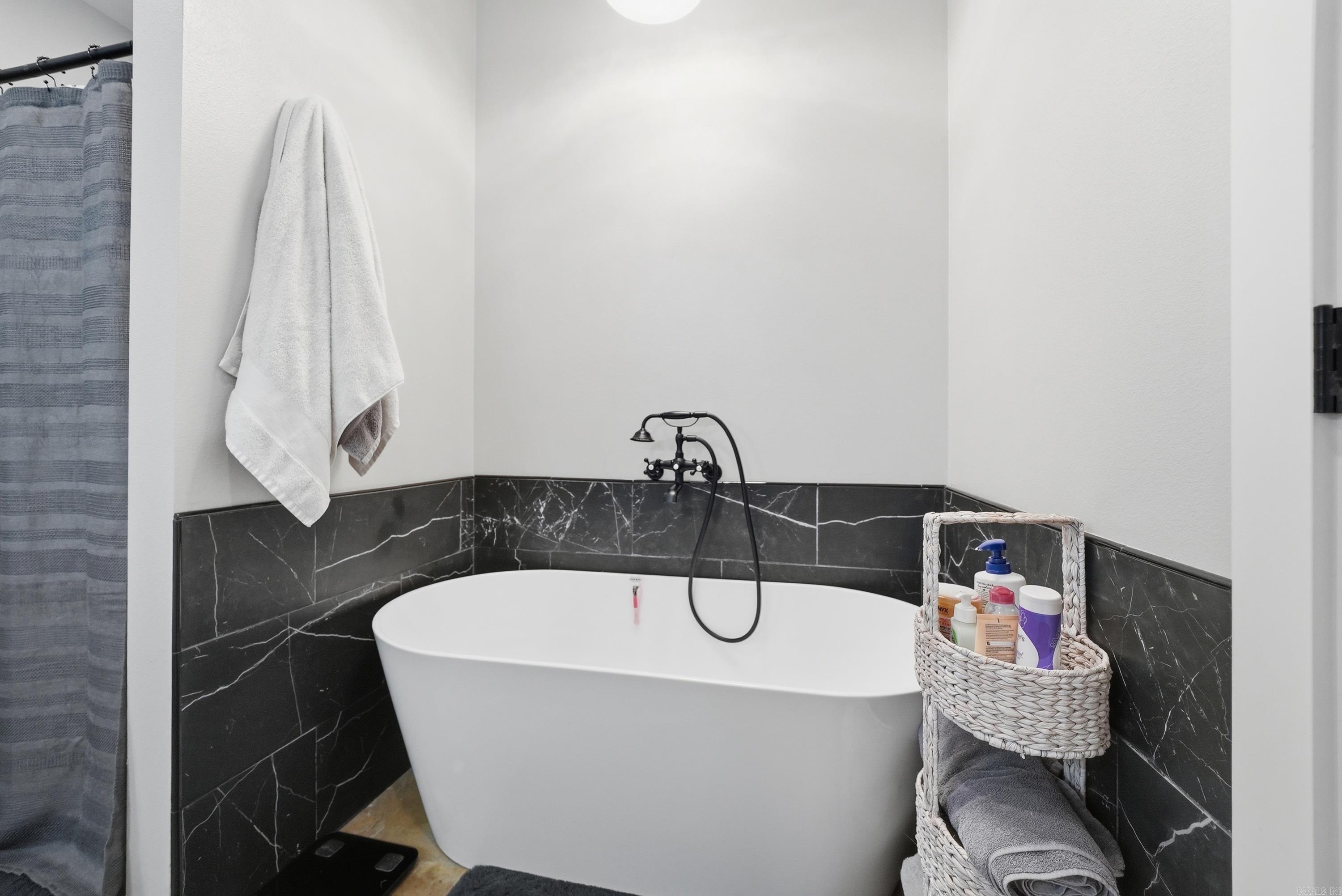 4629 De Young Road Property Photo 23