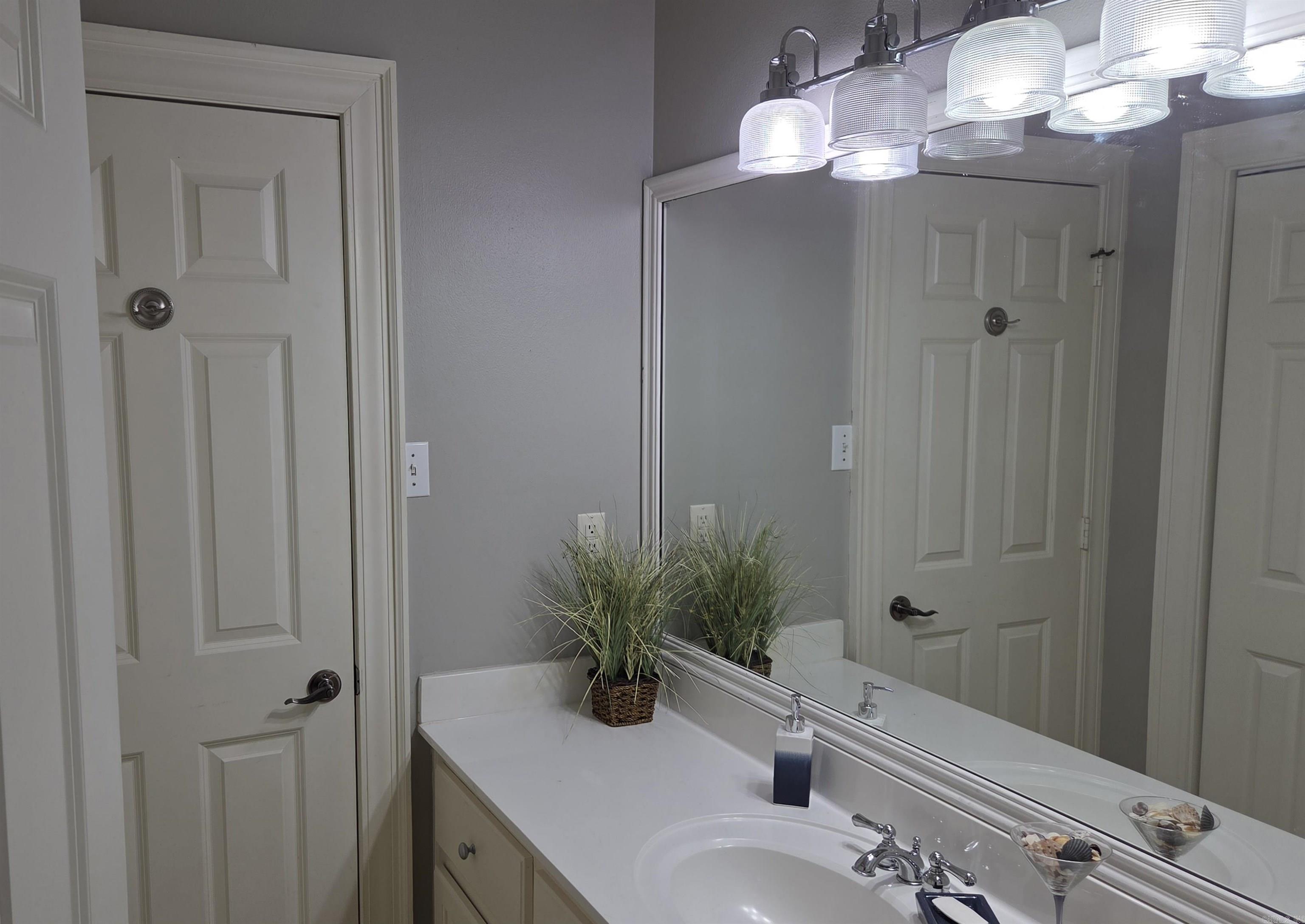 12 Auriel Street Property Photo 33