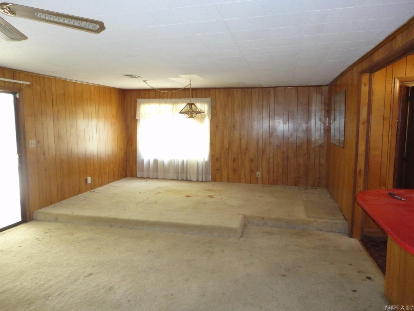 802 W 8th Avenue Property Photo 7