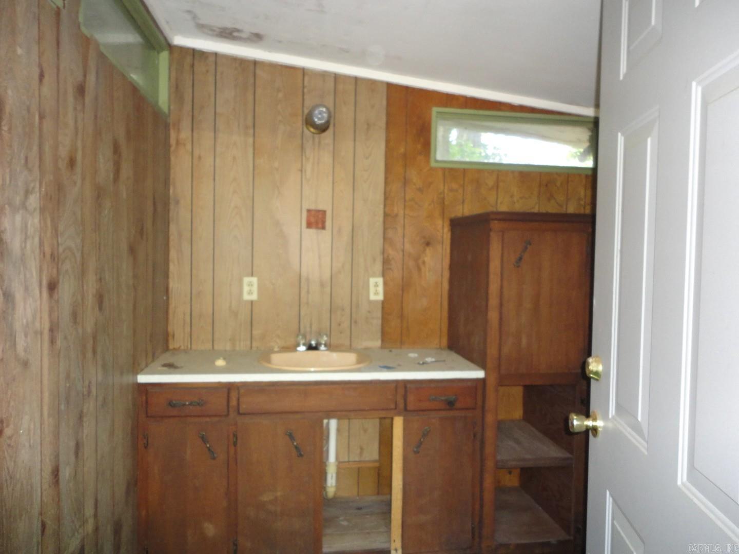 802 W 8th Avenue Property Photo 21