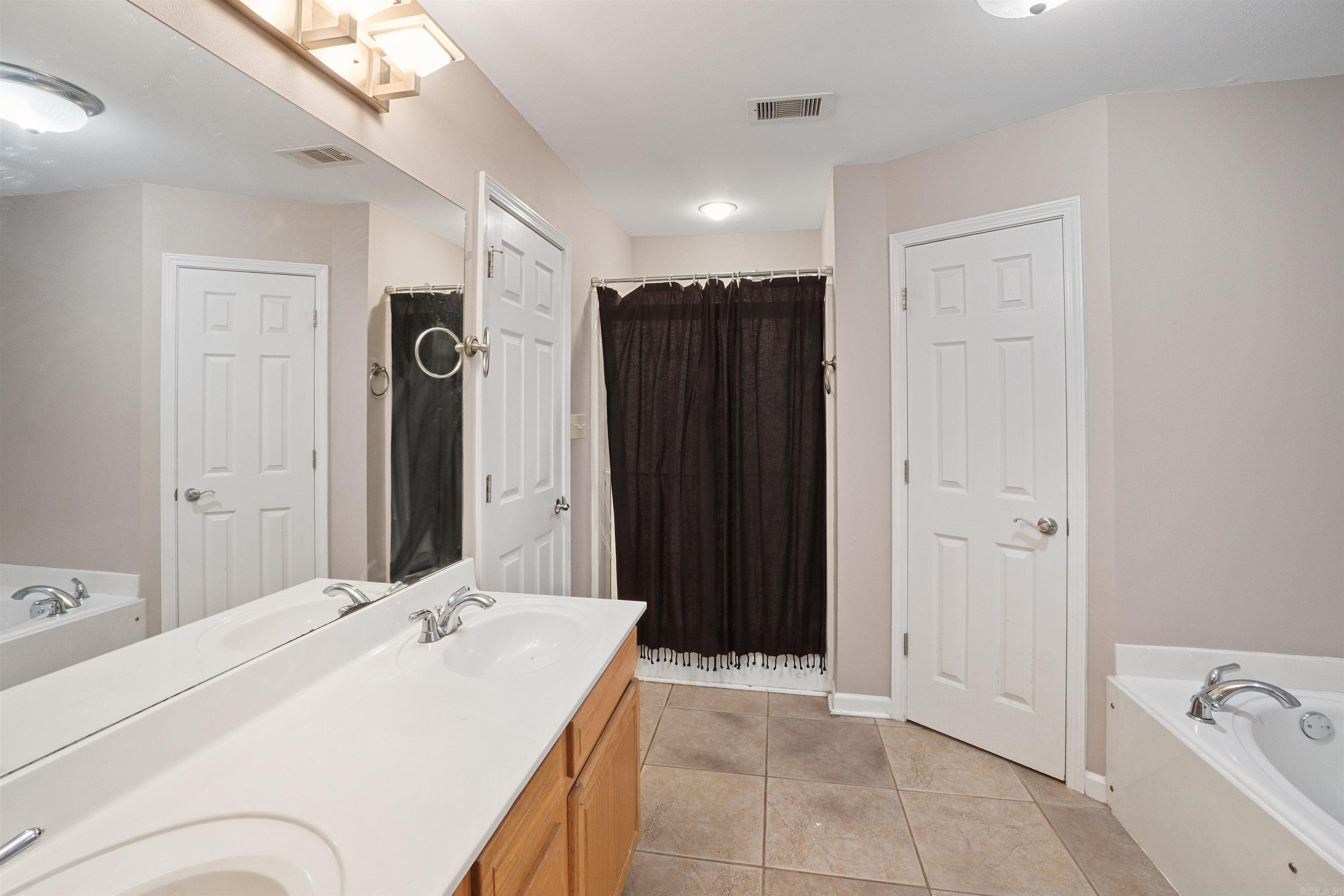 14 Waterloo Loop Property Photo 11