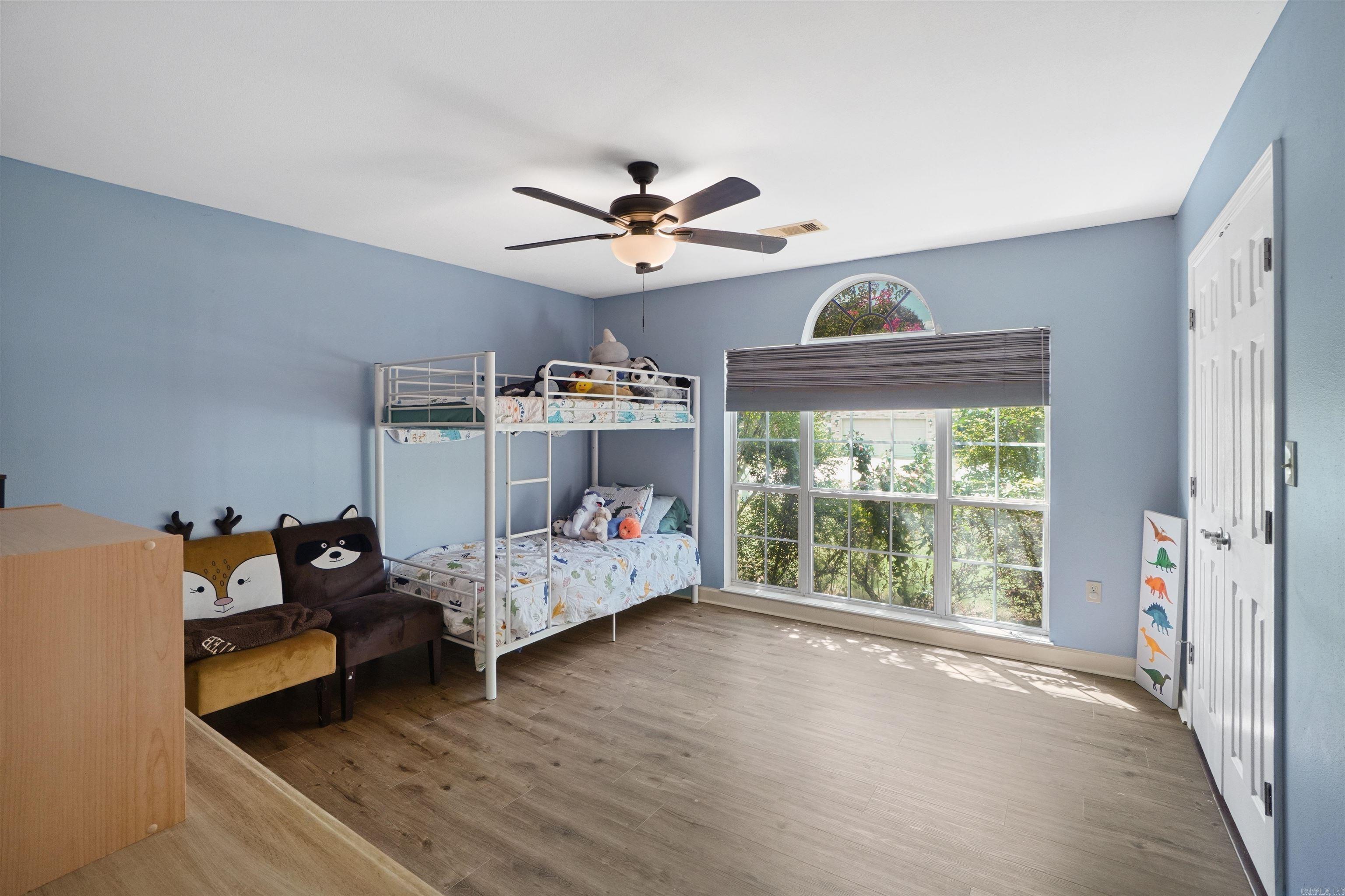 14 Waterloo Loop Property Photo 12