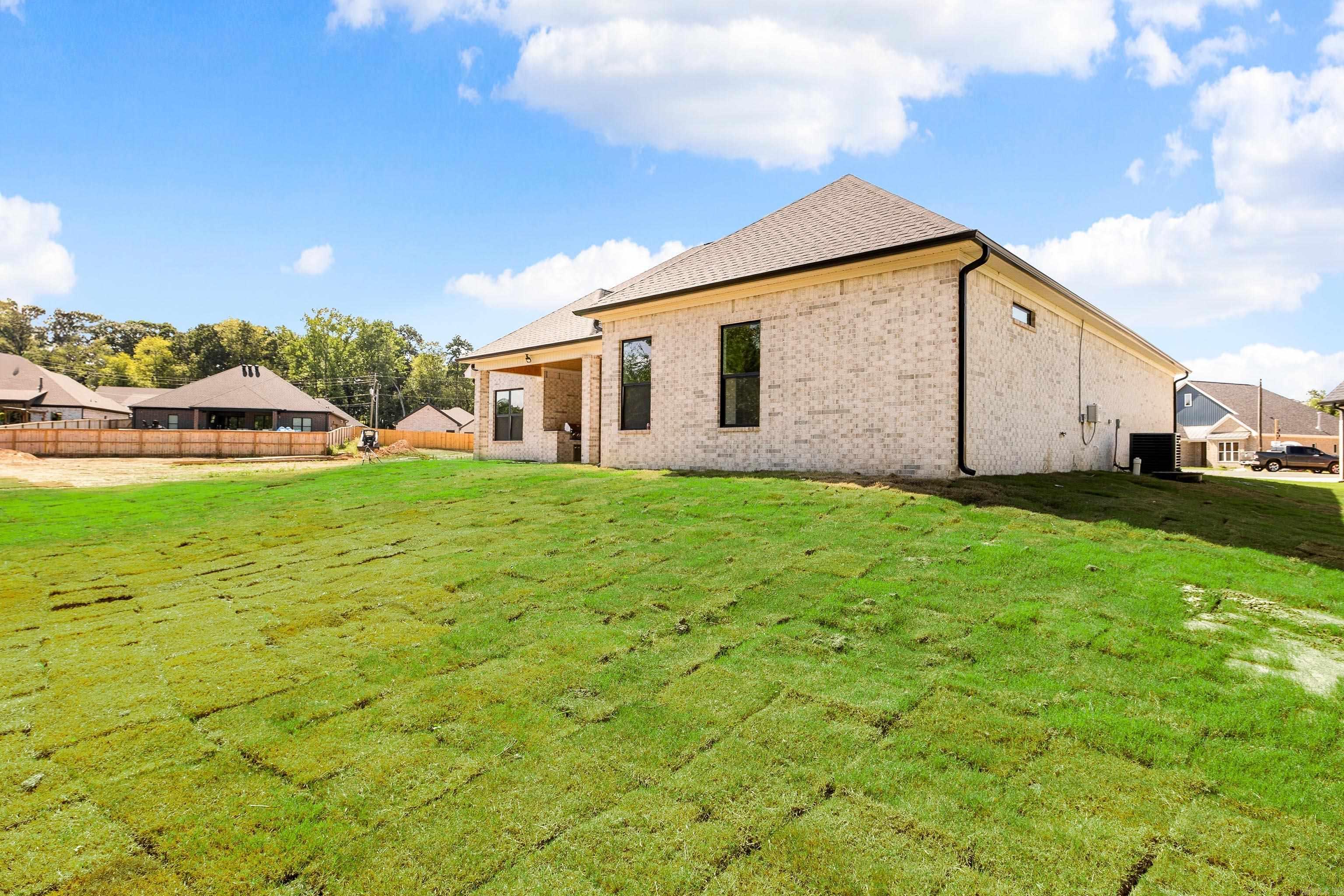8024 Creek Rock Cove Property Photo 45