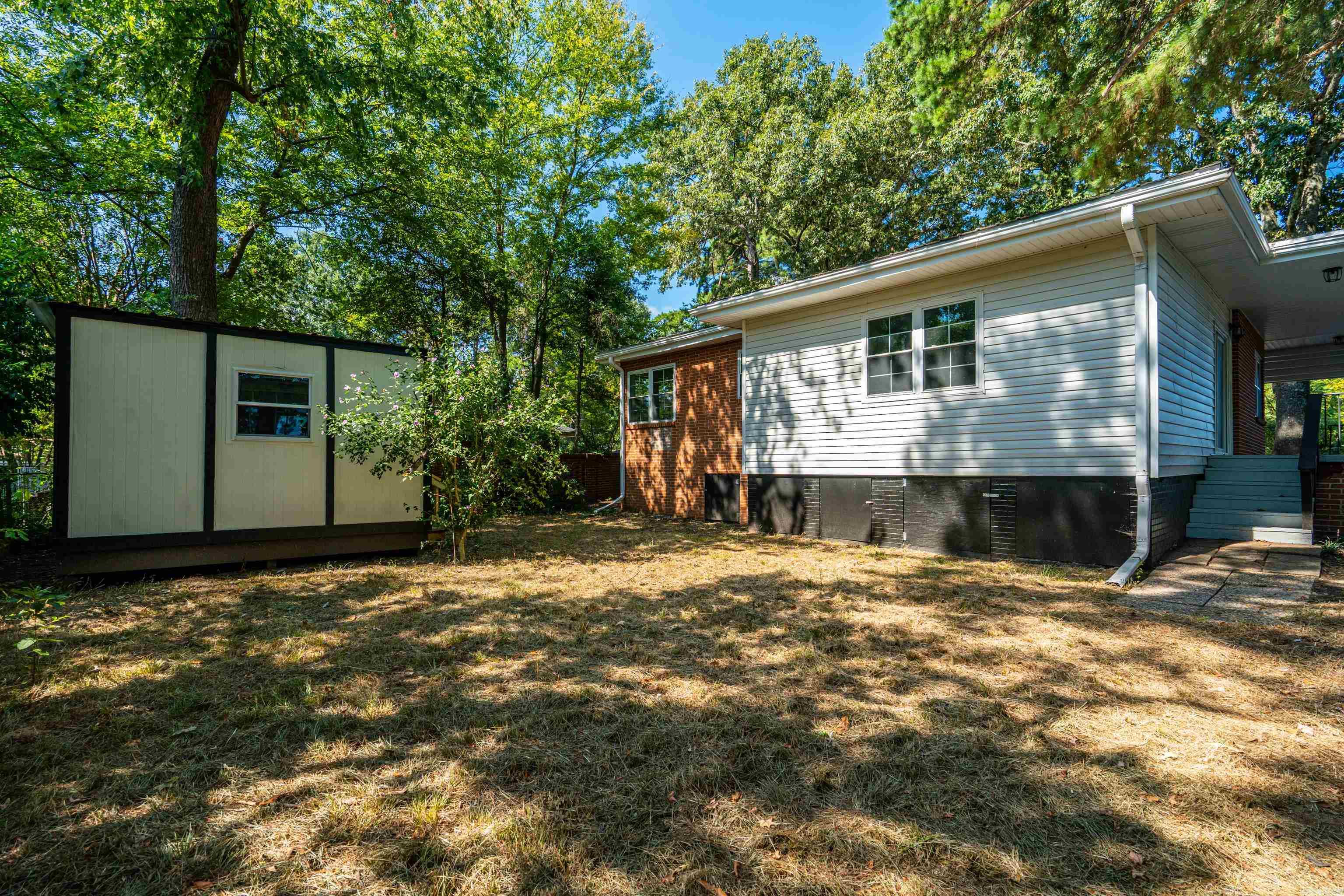 513 Cherry Lane Property Photo 2