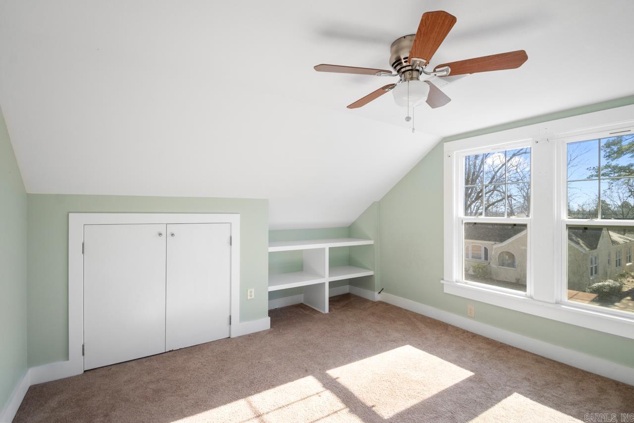 100 Colonial Court Property Photo 20