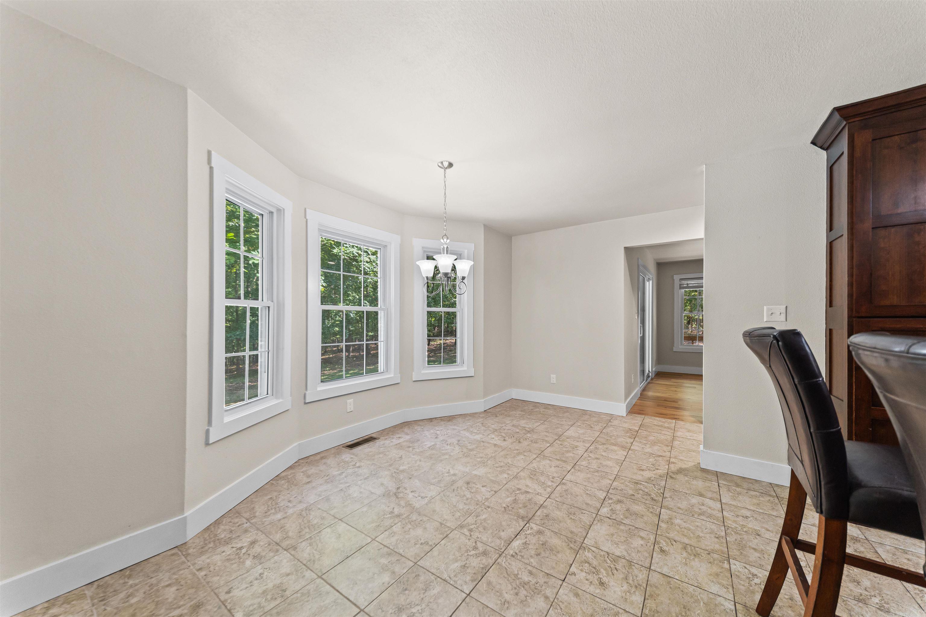 381 E Strawberry Property Photo 10