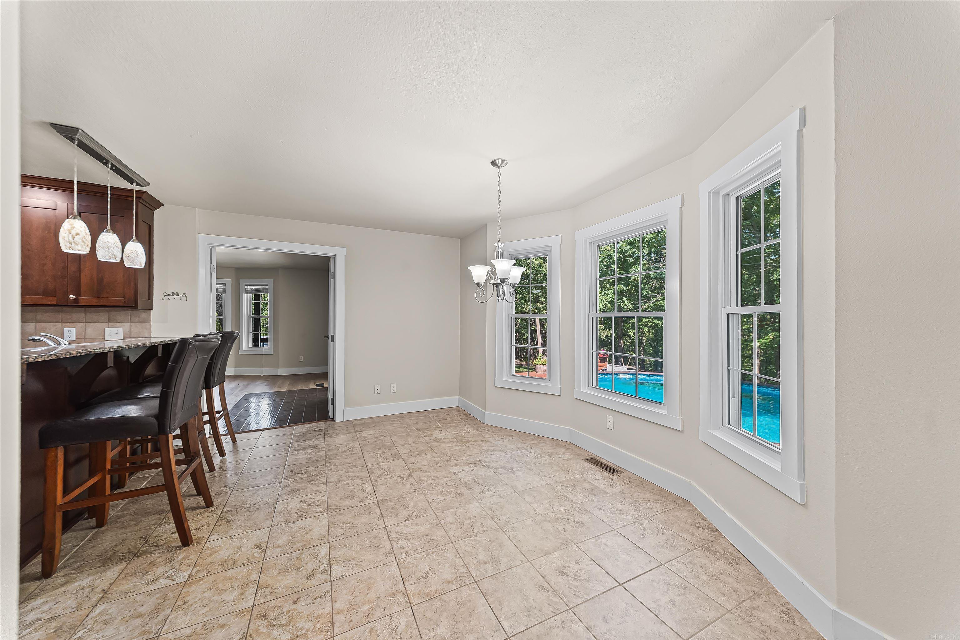 381 E Strawberry Property Photo 11
