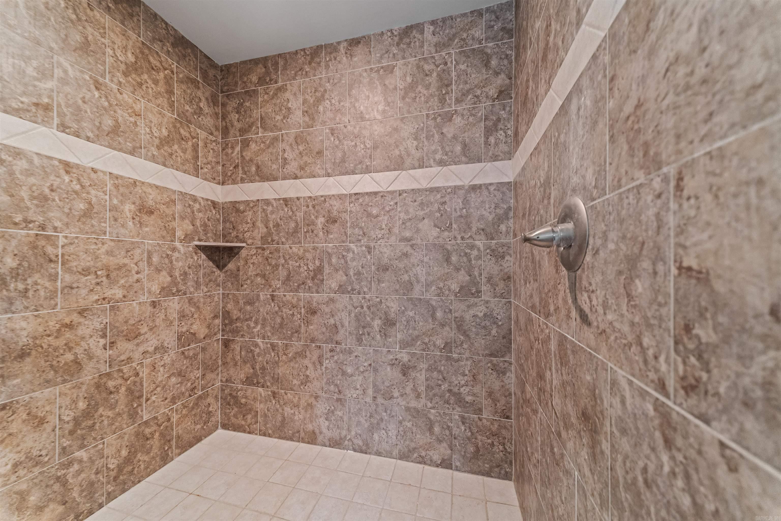 381 E Strawberry Property Photo 18