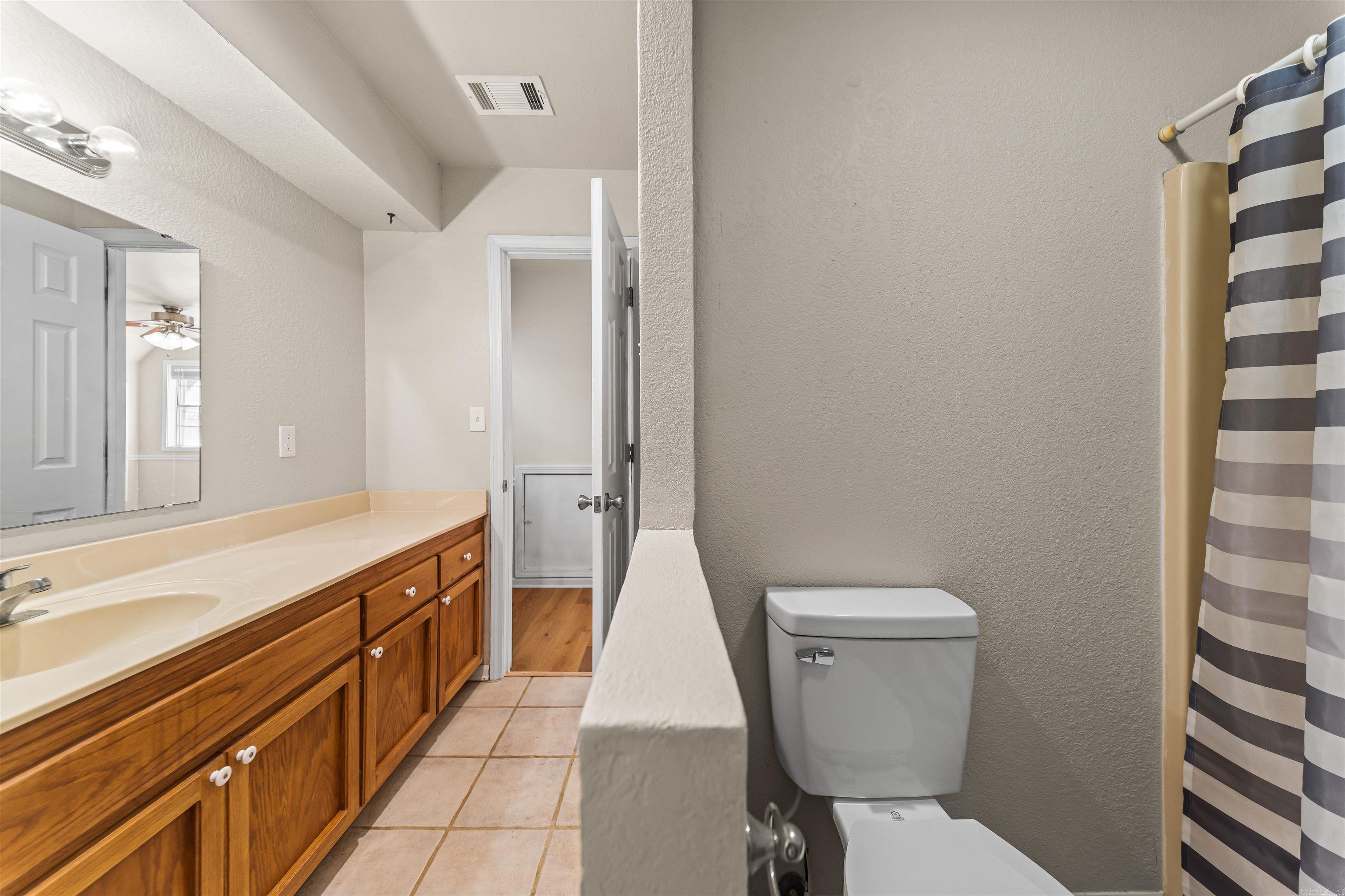 381 E Strawberry Property Photo 19