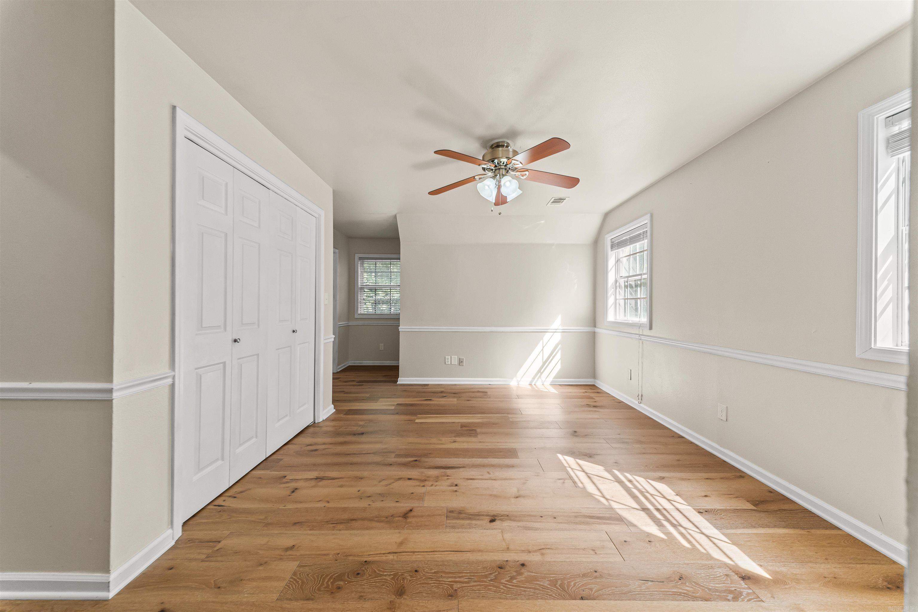 381 E Strawberry Property Photo 20
