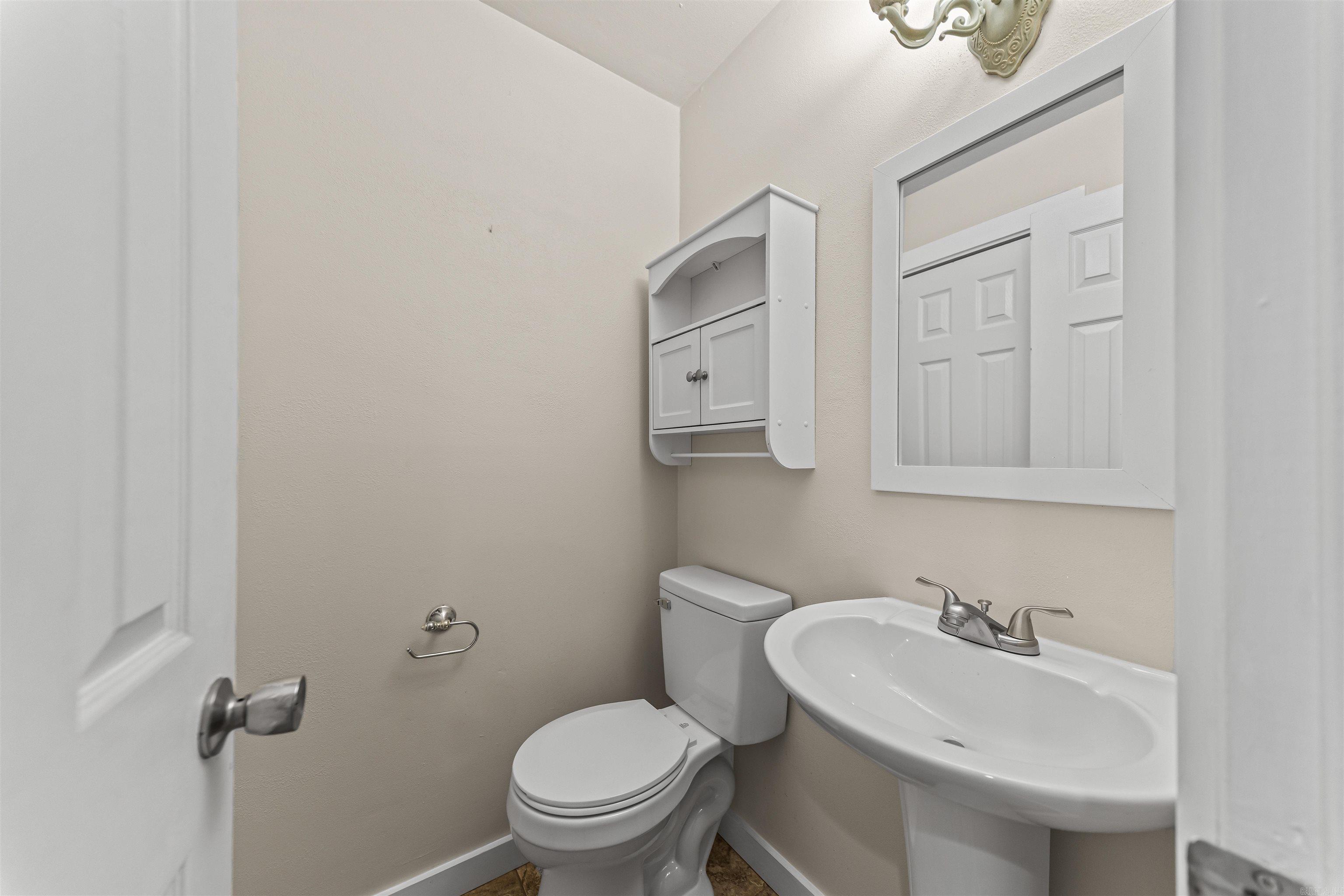 381 E Strawberry Property Photo 22