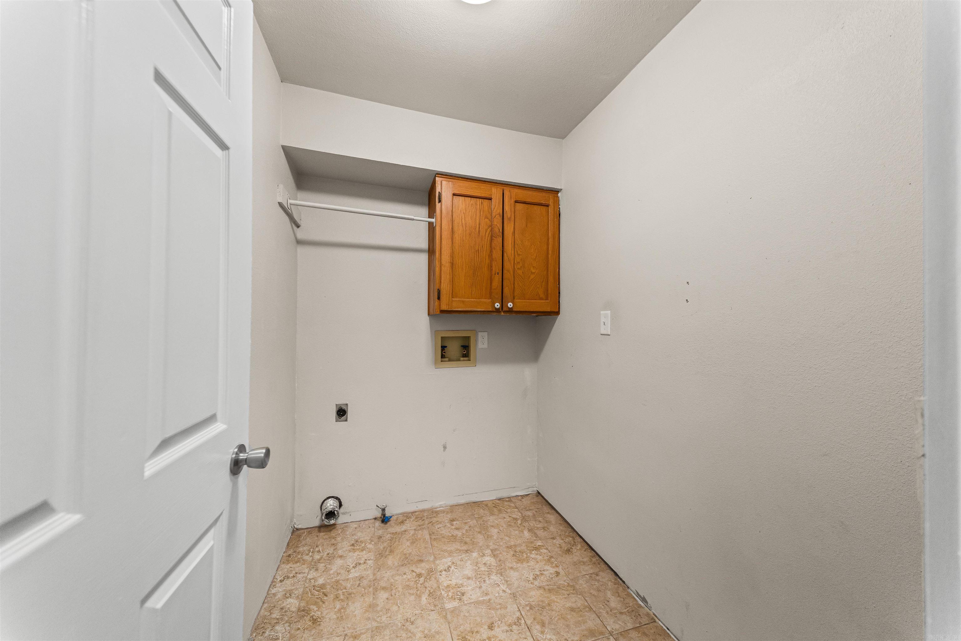 381 E Strawberry Property Photo 24