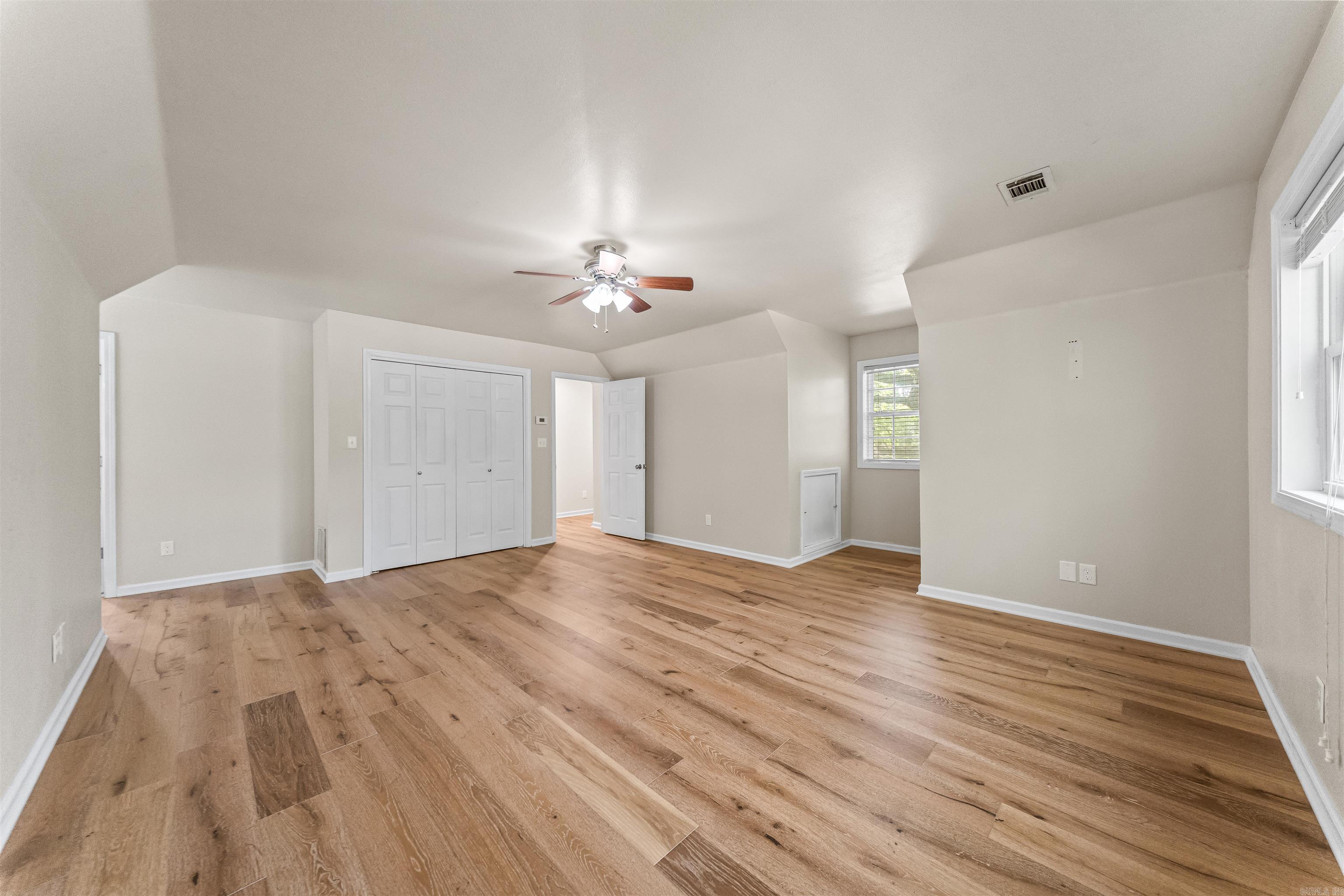381 E Strawberry Property Photo 25