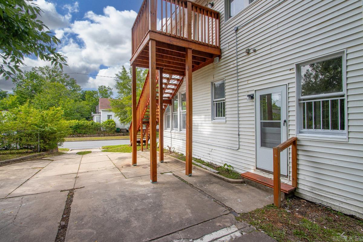1923 S Izard Property Photo 35