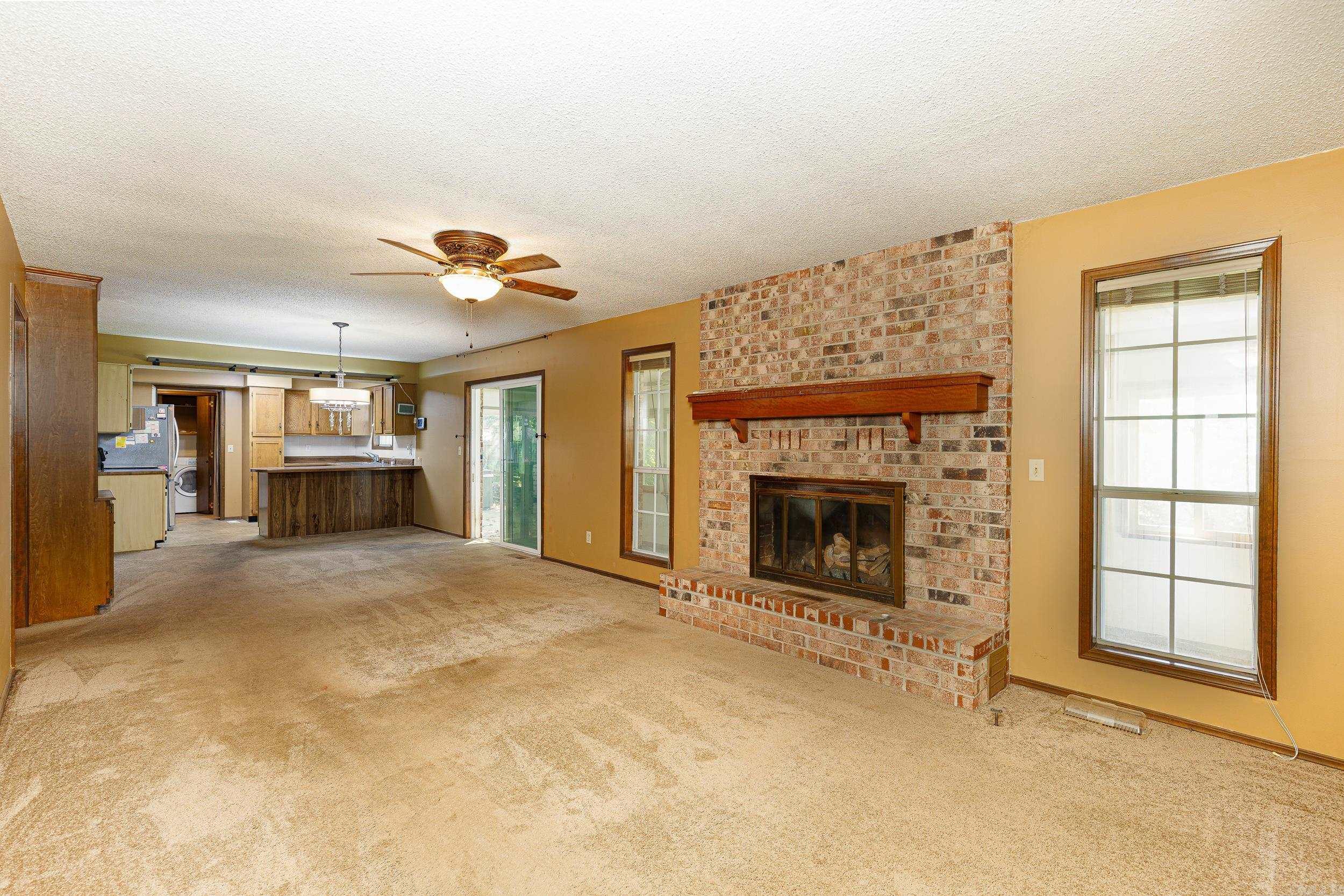 120 Kingsway Circle Property Photo 25