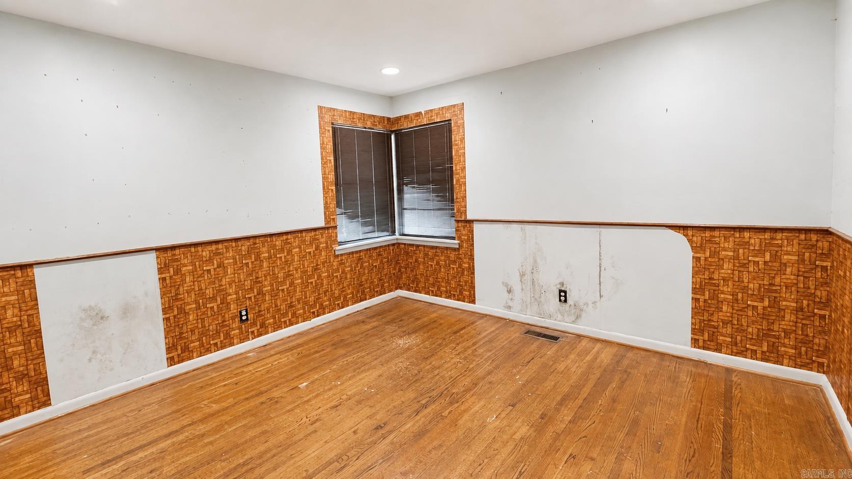 4520 Greenway Drive Property Photo 20